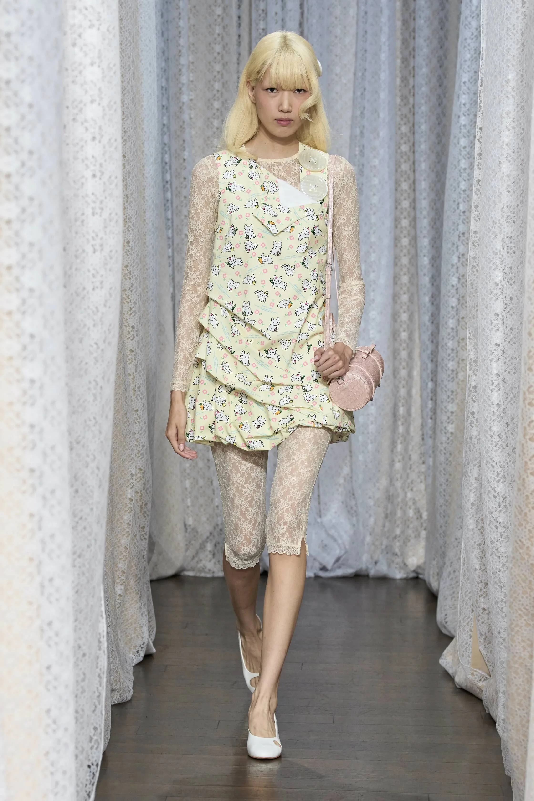 00002-sandy-liang-spring-2026-ready-to-wear-credit-gorunway.jpeg