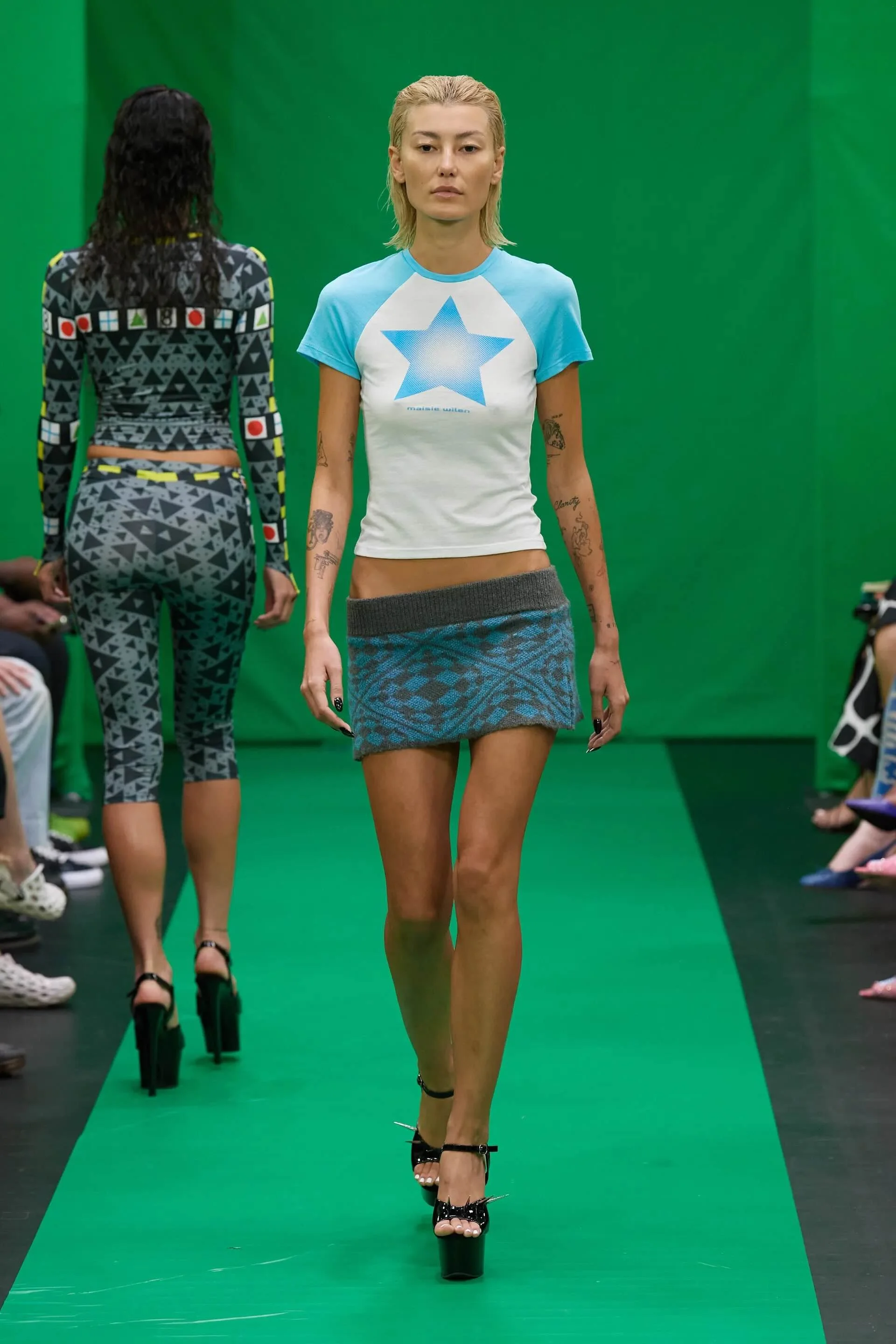 00011-maisie-wilen-spring-2023-ready-to-wear-credit-gorunway.jpeg
