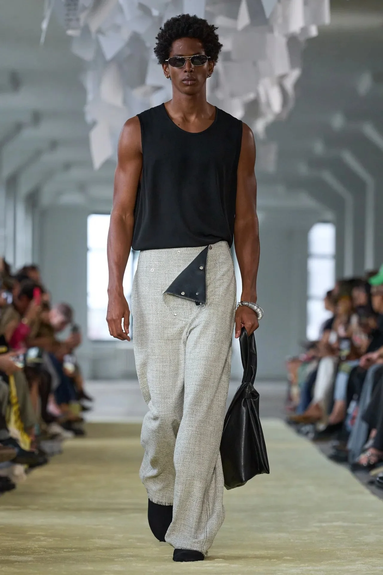 00006-nanushka-spring-2025-ready-to-wear-credit-gorunway.jpg