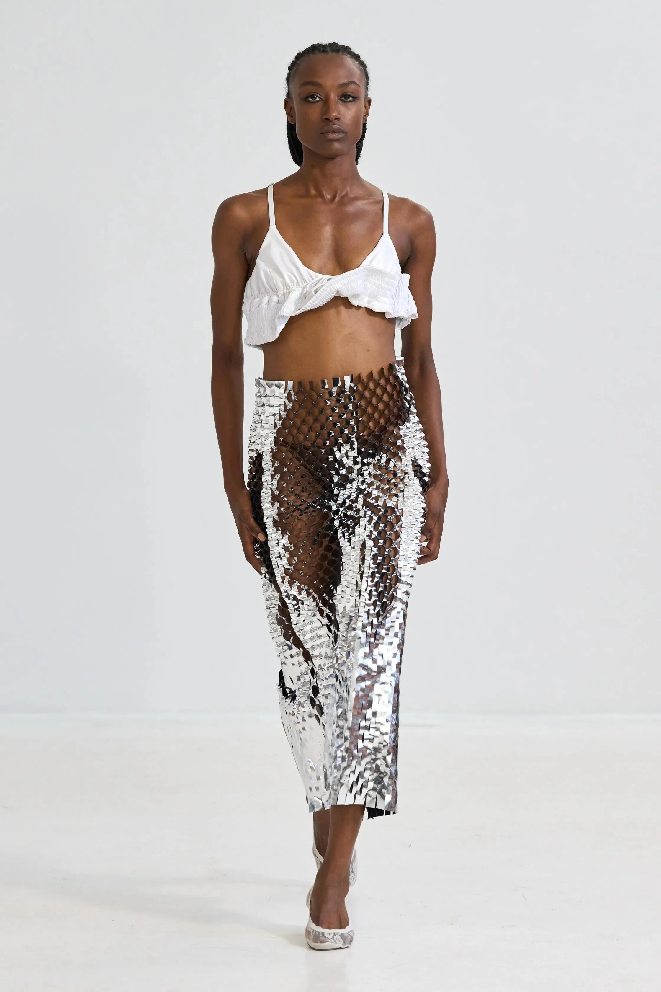 00016-area-spring-2027-ready-to-wear-credit-gorunway.jpeg