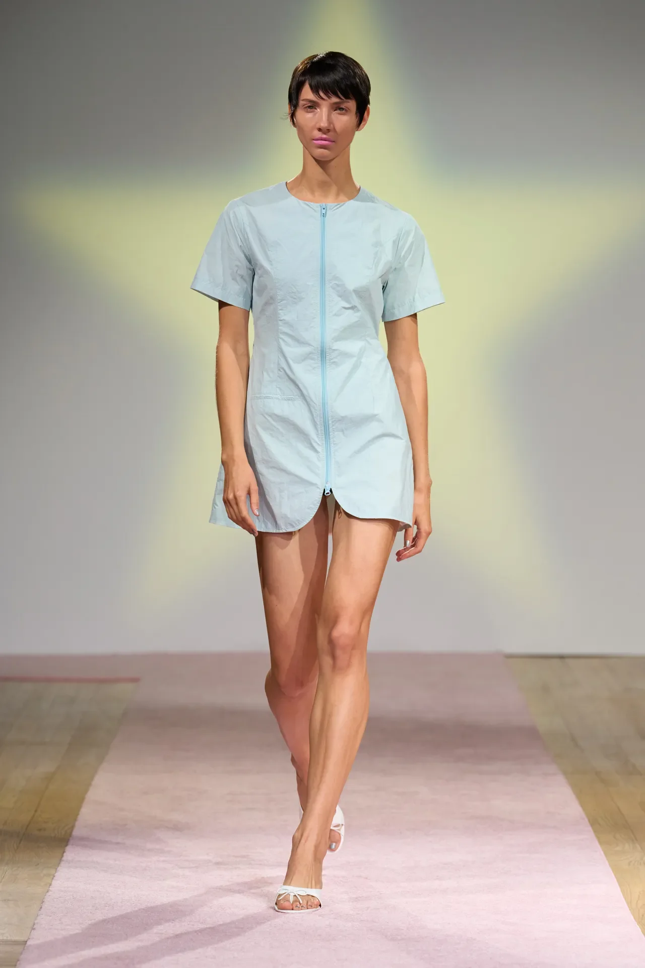 00017-sandy-liang-spring-2025-ready-to-wear-credit-gorunway.webp