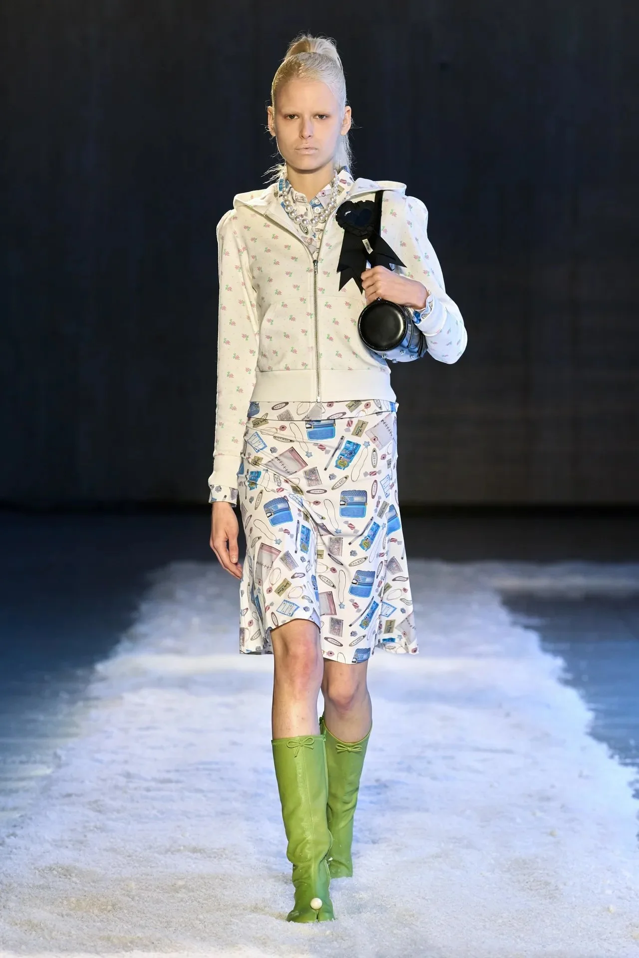 00020-sandy-liang-fall-2025-ready-to-wear-credit-gorunway.jpeg
