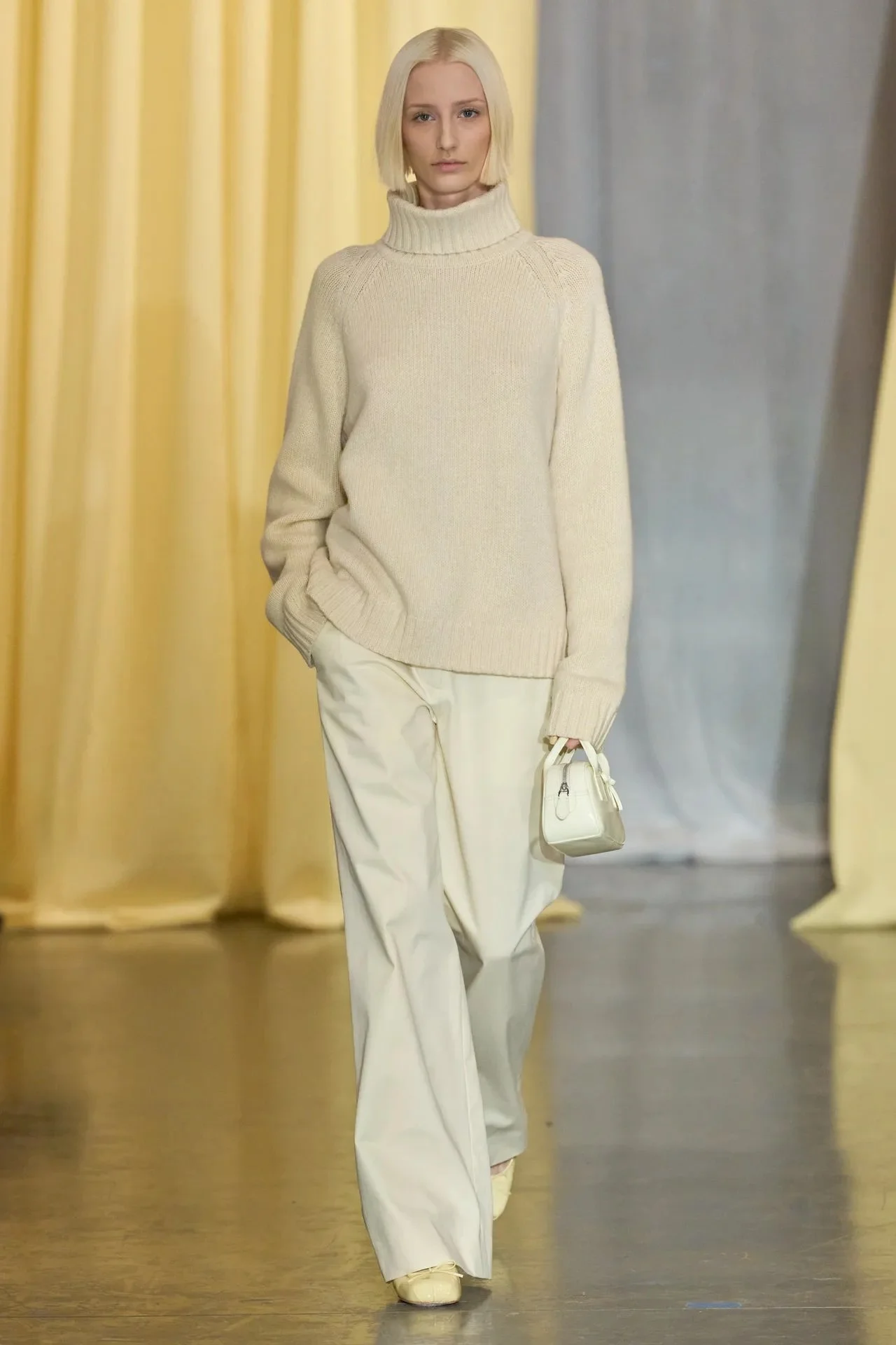 00008-sandy-liang-fall-2024-ready-to-wear-credit-gorunway.jpeg