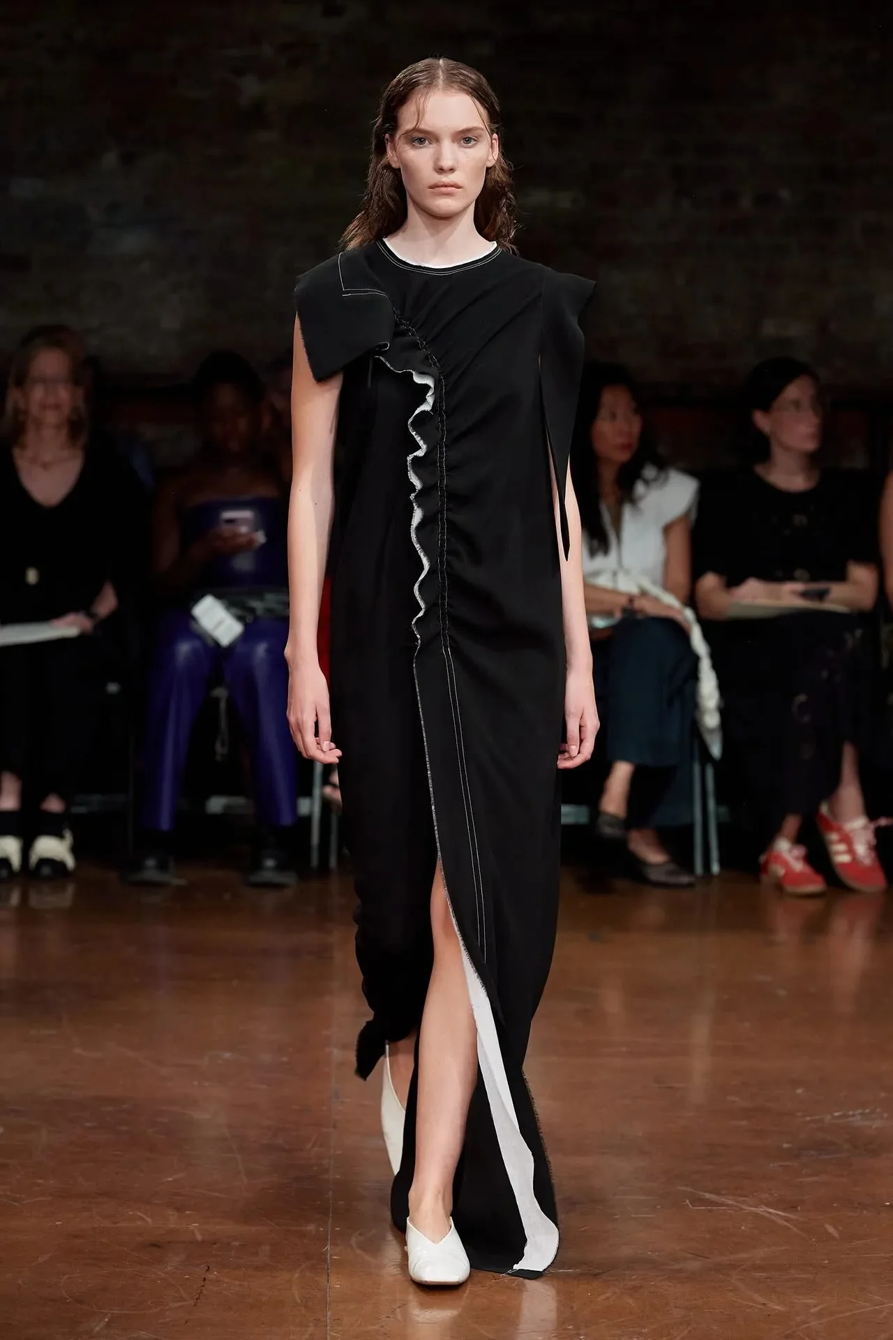 00011-ashlyn-spring-2023-ready-to-wear-credit-gorunway.jpeg