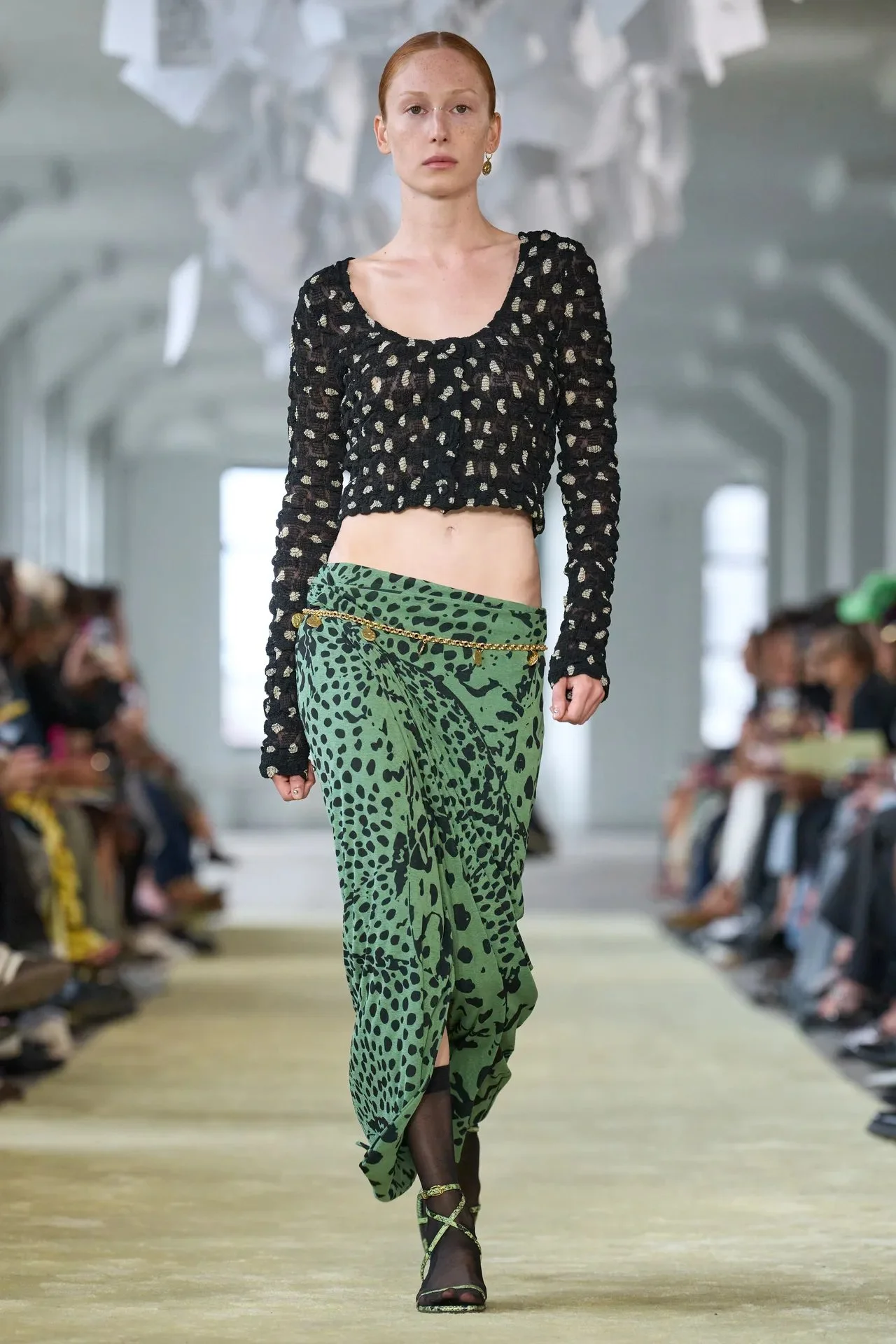 00021-nanushka-spring-2025-ready-to-wear-credit-gorunway.jpg