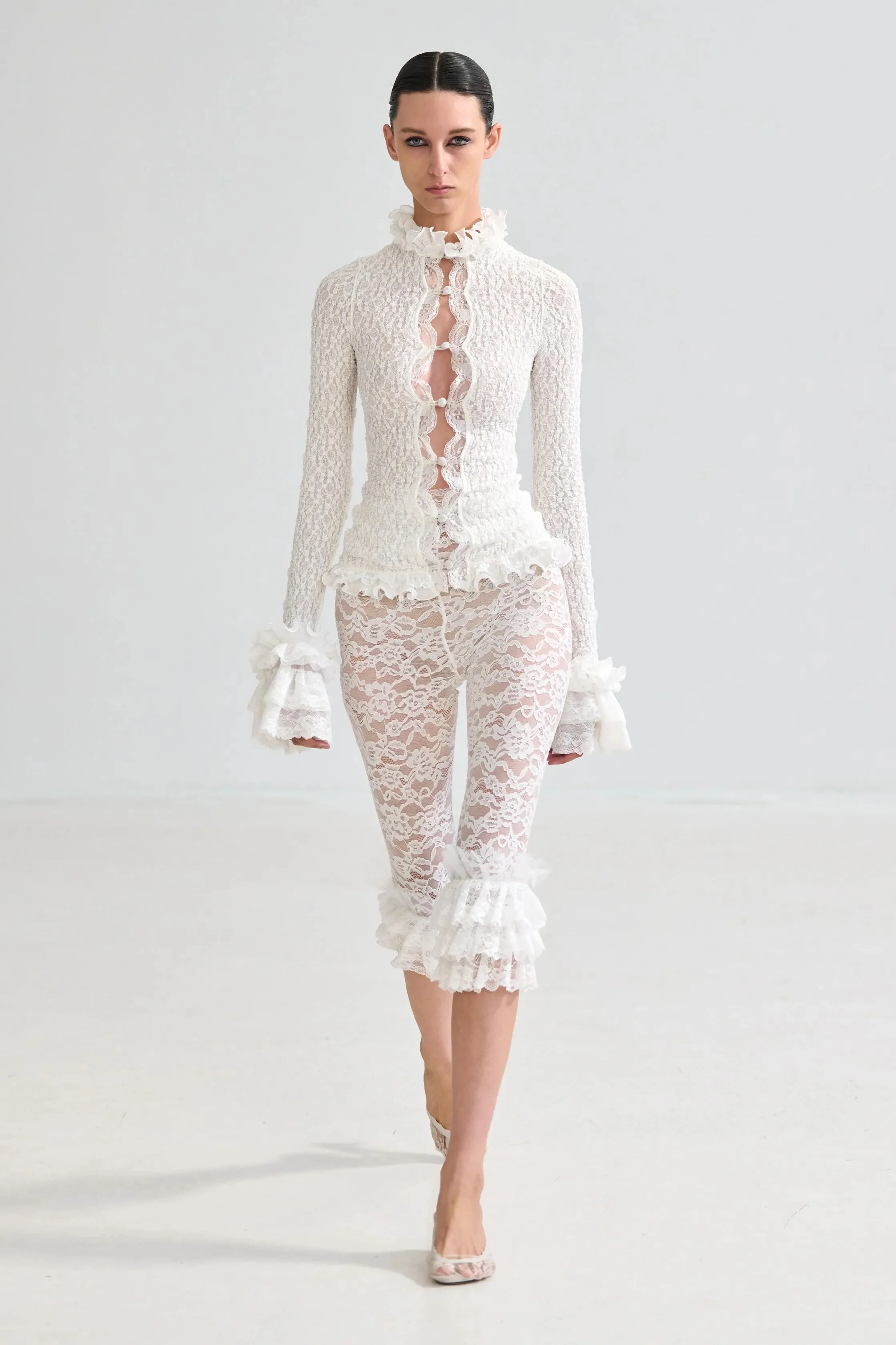 00020-area-spring-2027-ready-to-wear-credit-gorunway.jpeg