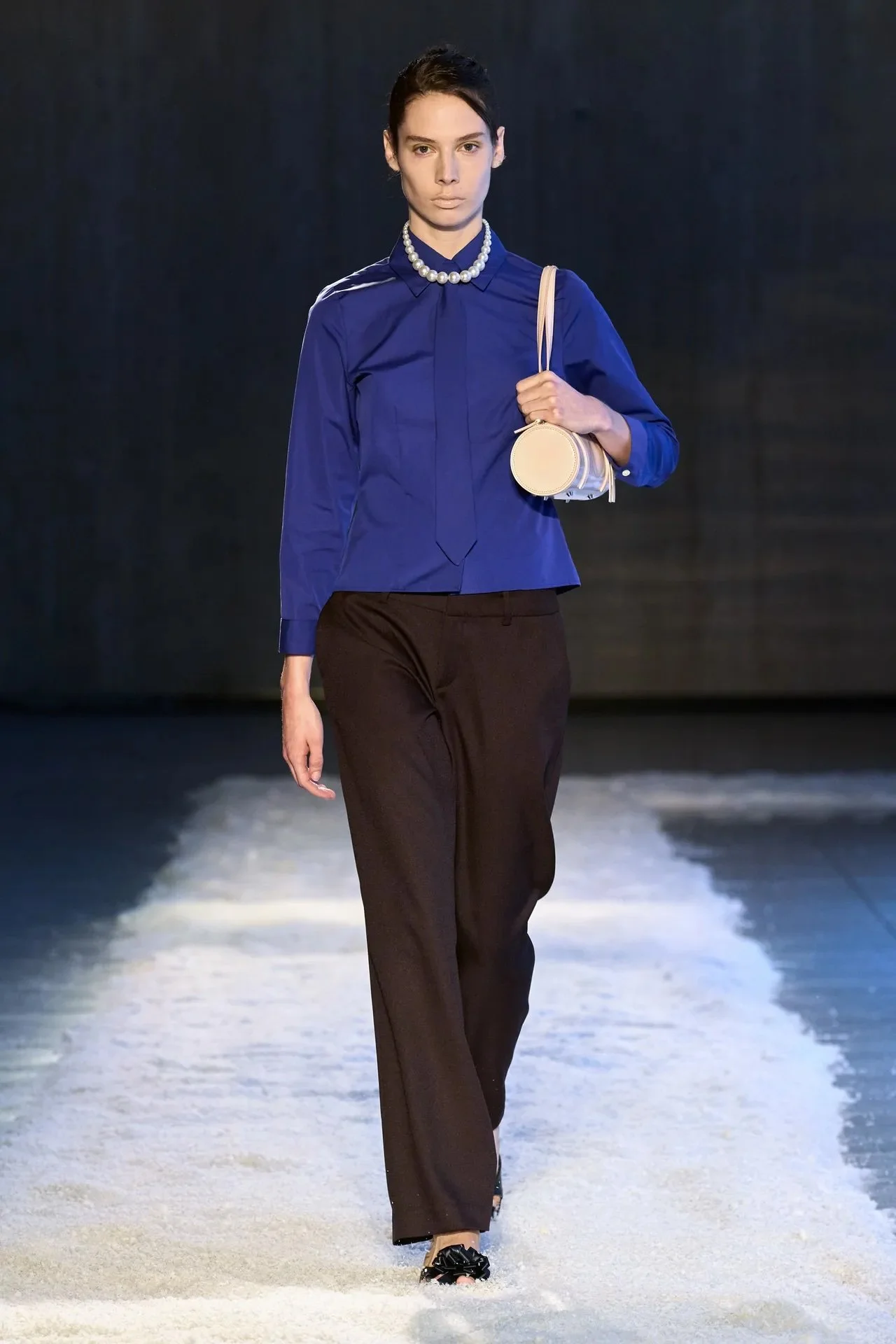 00010-sandy-liang-fall-2025-ready-to-wear-credit-gorunway.jpeg