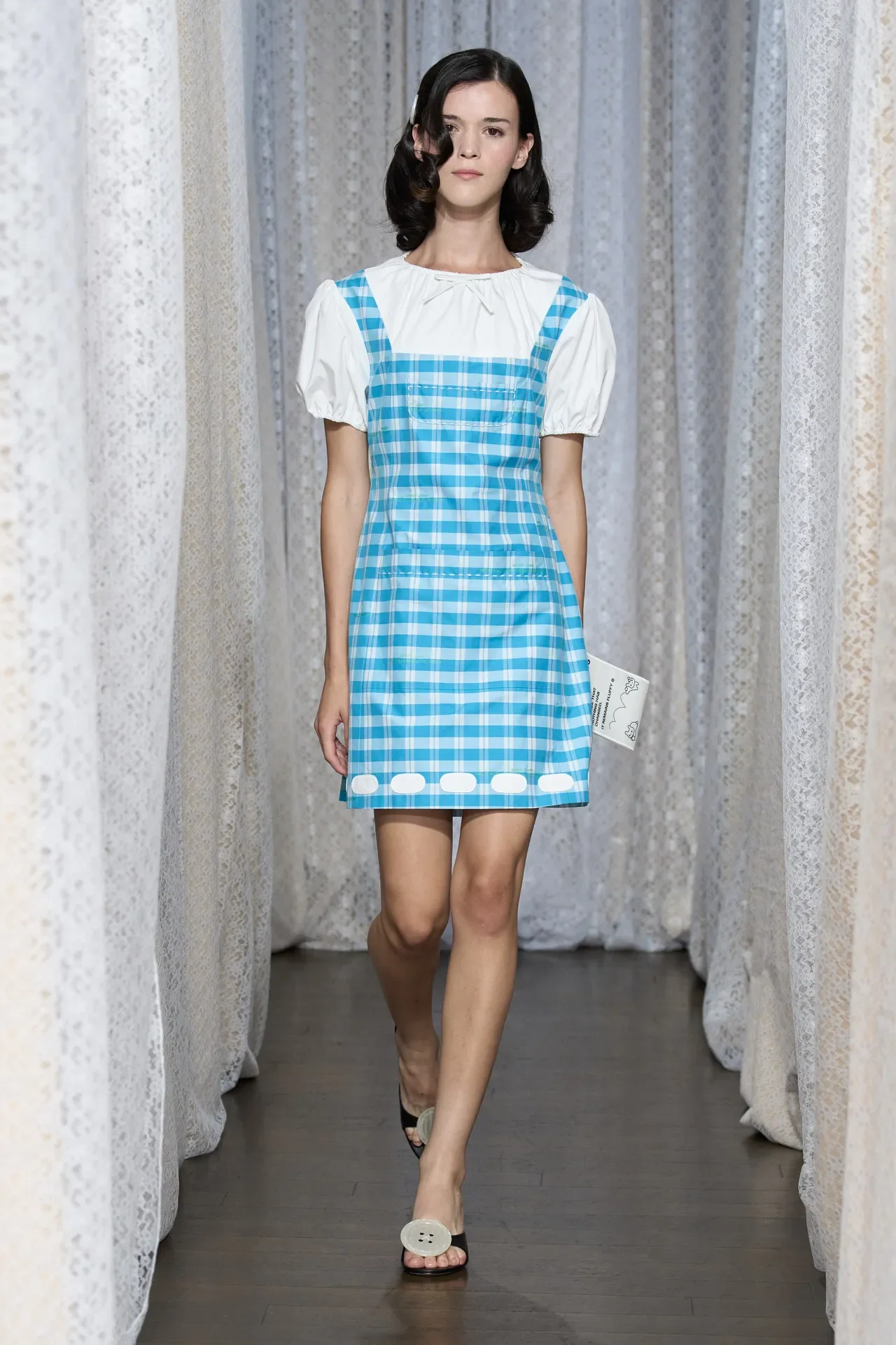00017-sandy-liang-spring-2026-ready-to-wear-credit-gorunway.webp