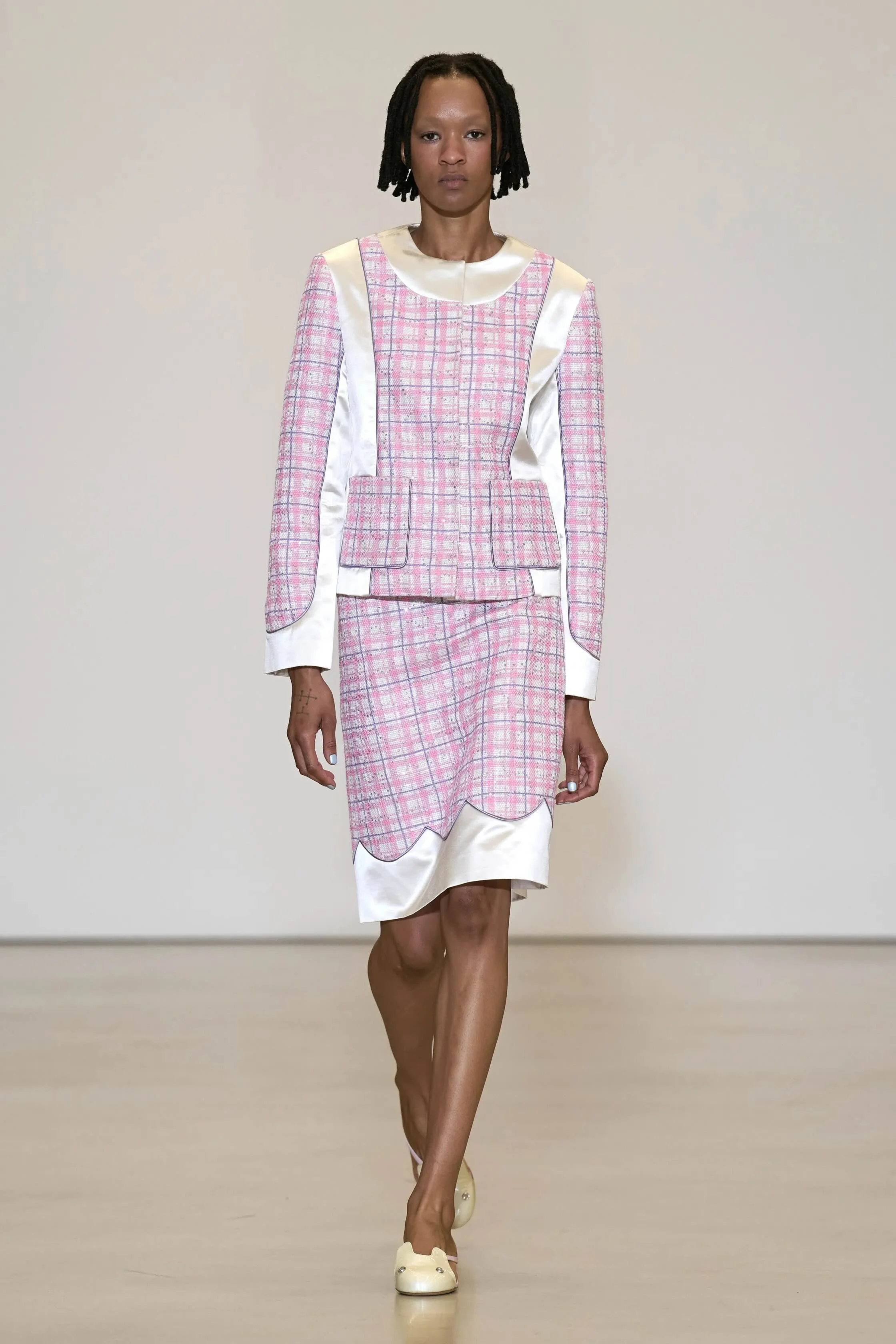 00028-sandy-liang-spring-2027-ready-to-wear-credit-gorunway.jpeg