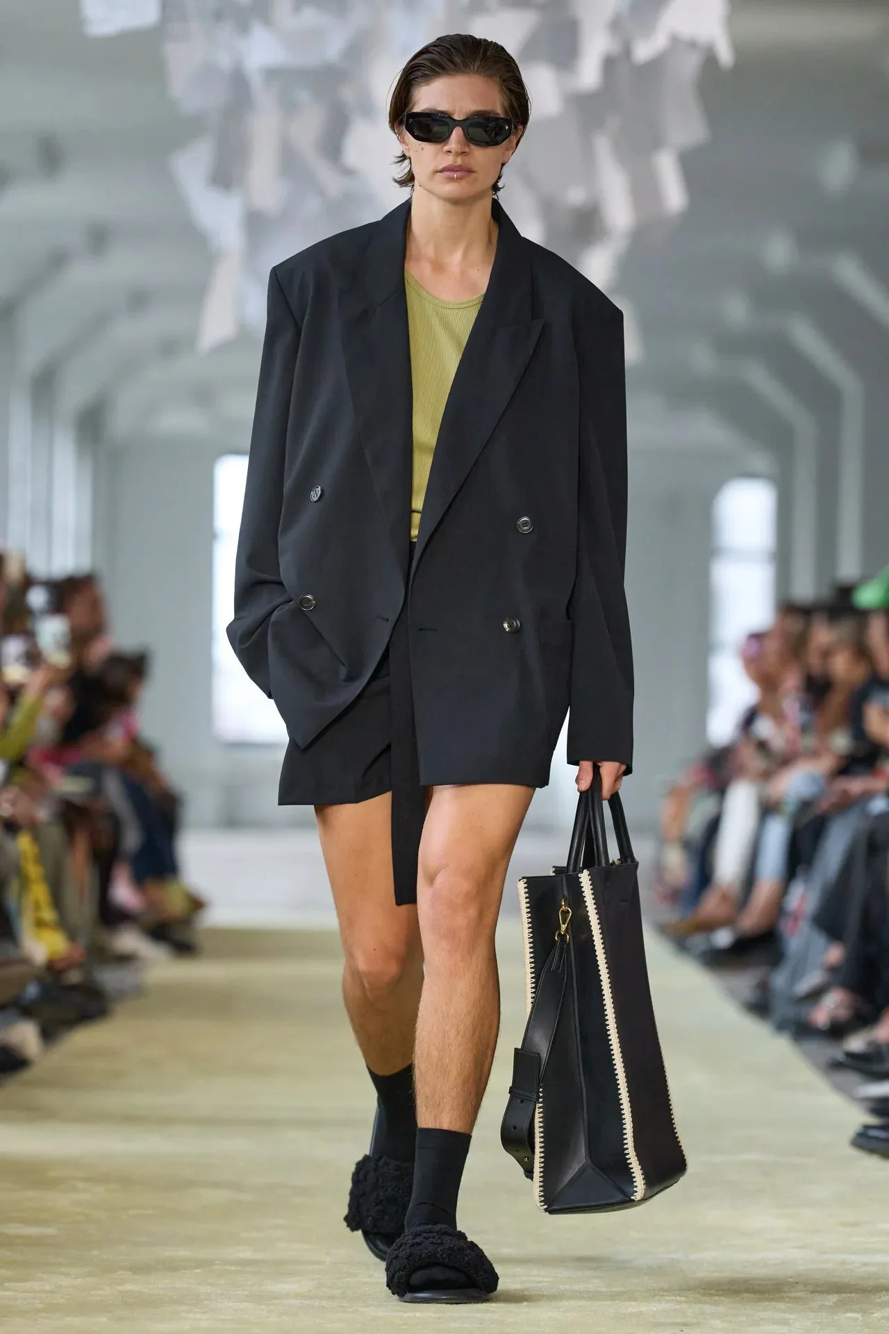 00016-nanushka-spring-2025-ready-to-wear-credit-gorunway.jpg