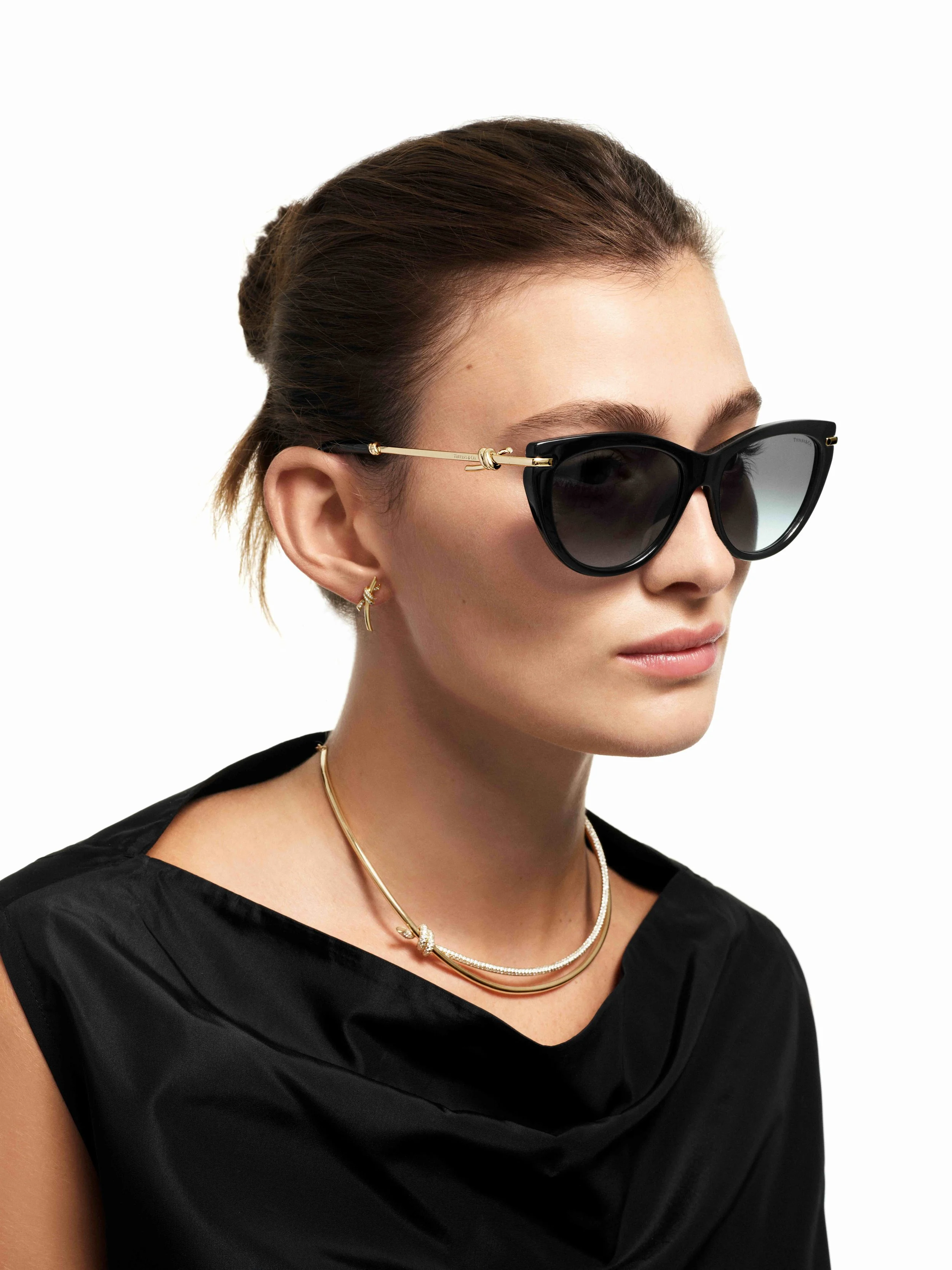 _75957173_FALL25-EYEWEAR-SIO_SHOT01_006_STEPHENREBECCA_250813_C.jpeg