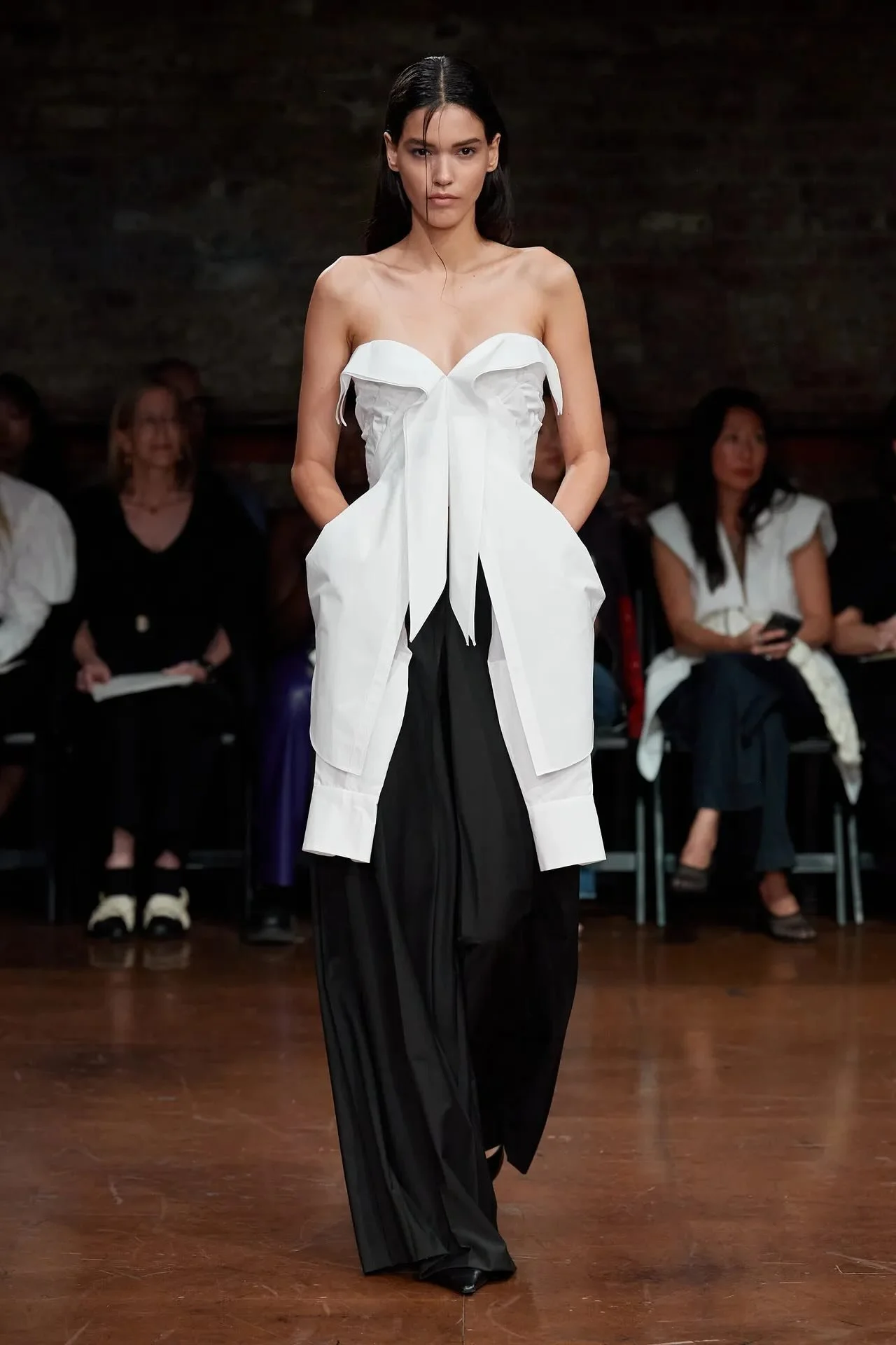 00005-ashlyn-spring-2023-ready-to-wear-credit-gorunway.jpeg