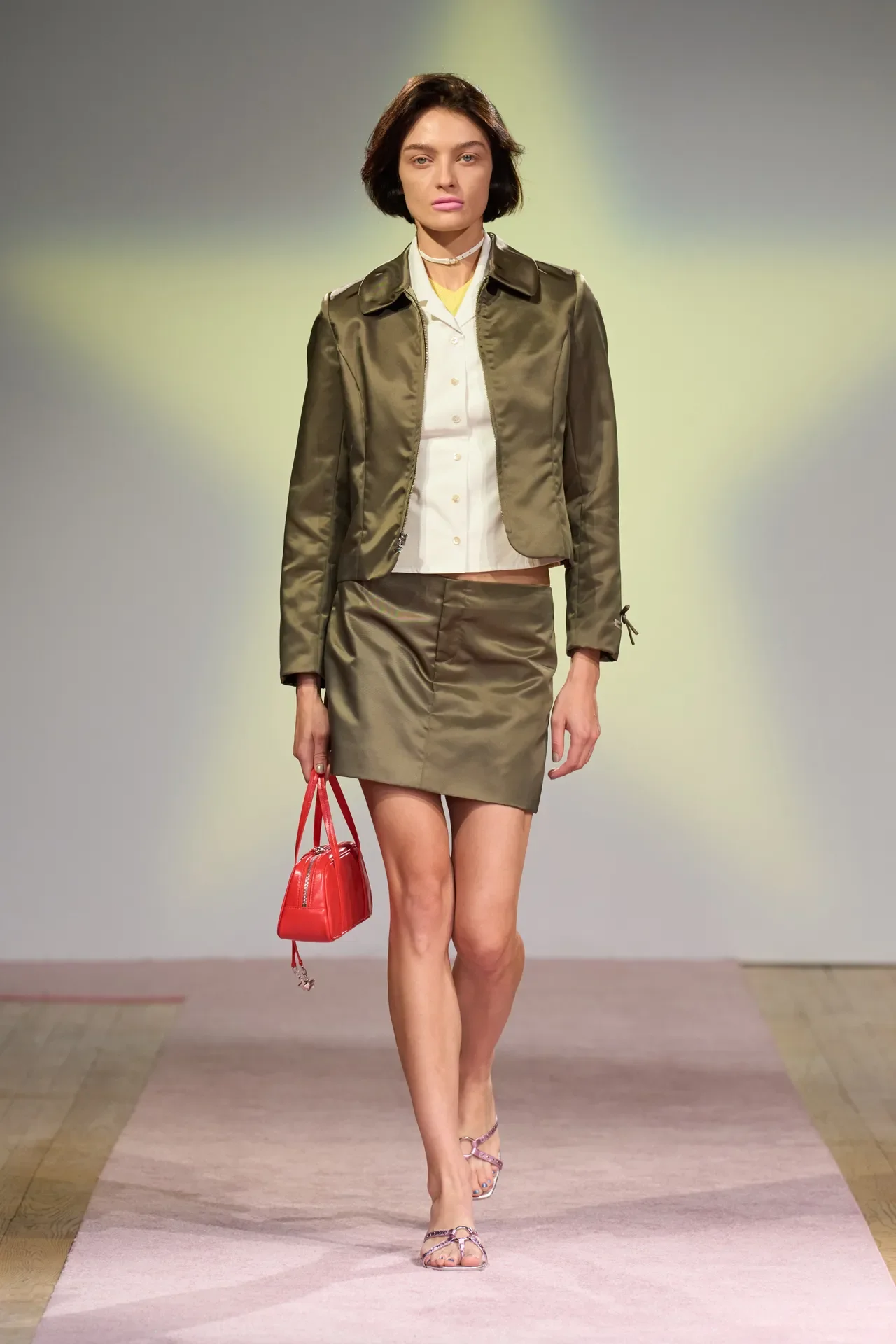 00009-sandy-liang-spring-2025-ready-to-wear-credit-gorunway.webp