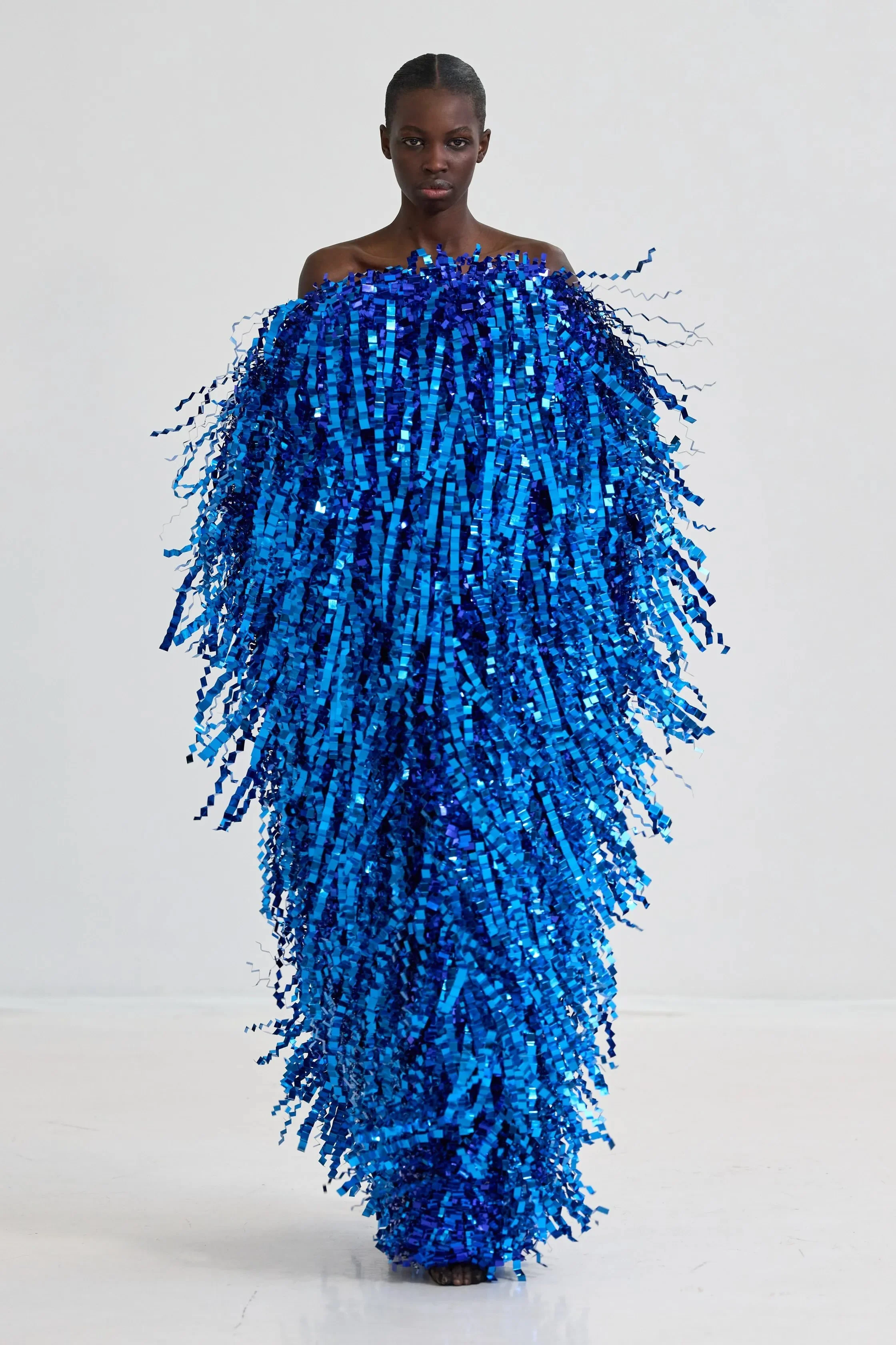 00008-area-spring-2027-ready-to-wear-credit-gorunway.jpeg