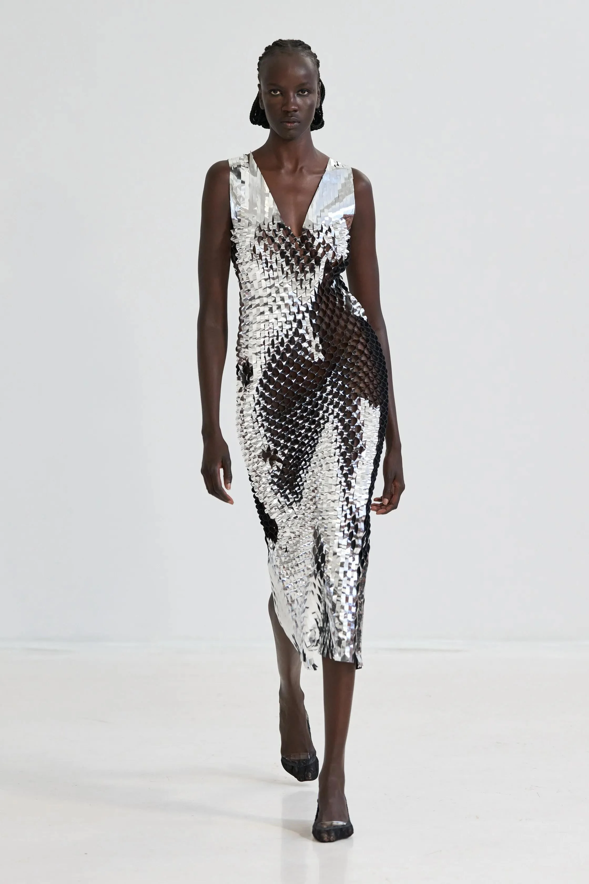 00017-area-spring-2027-ready-to-wear-credit-gorunway.jpeg