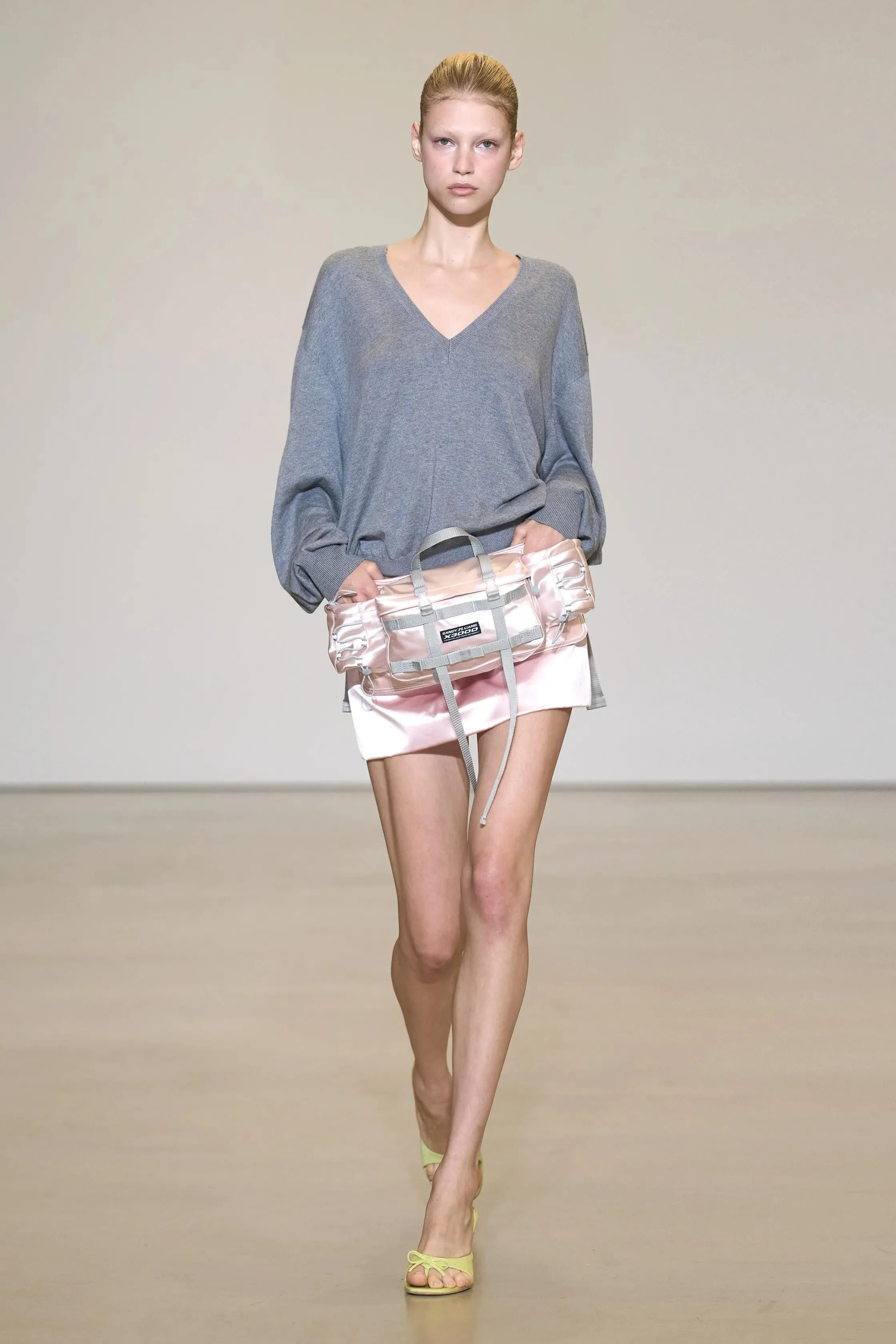 00002-sandy-liang-spring-2027-ready-to-wear-credit-gorunway.jpeg