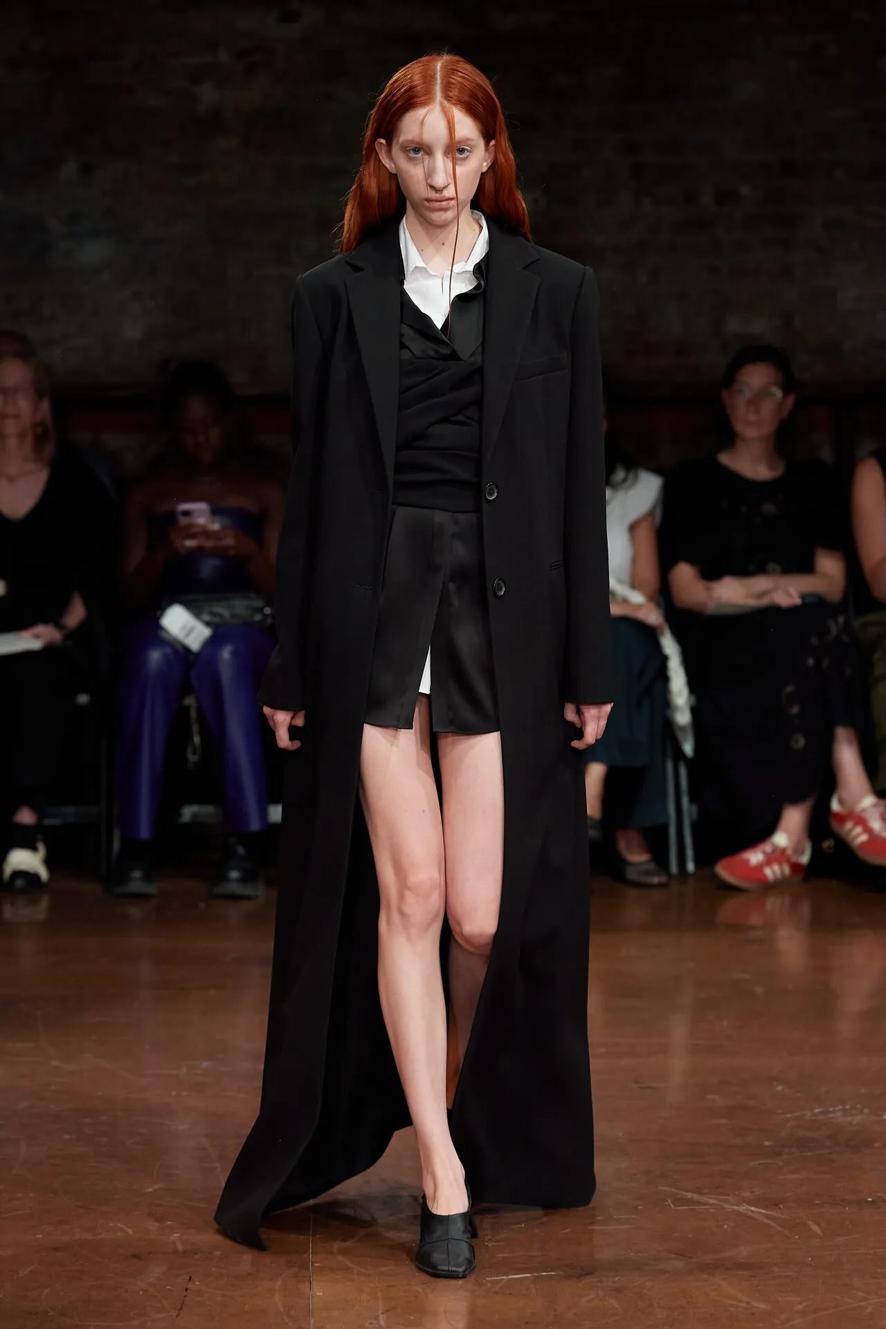 00022-ashlyn-spring-2023-ready-to-wear-credit-gorunway.jpeg
