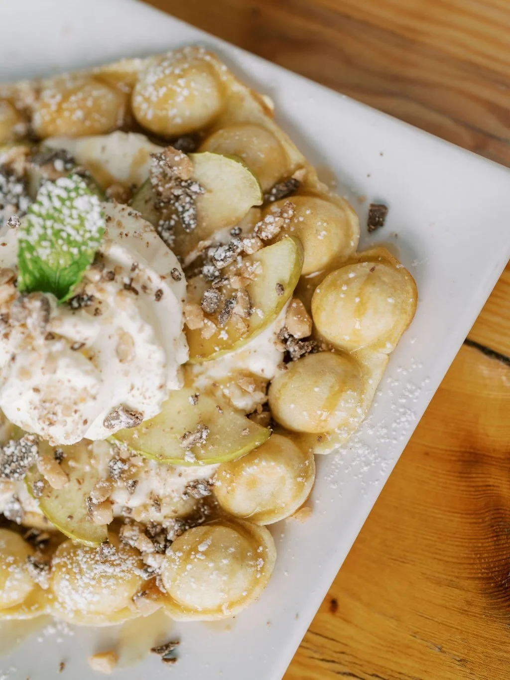 Love a tart and sweet moment? 

Try own fall feature:

TOFFEE CARAMEL APPLE
Roasted green apple slices | sweet cream | caramel
drizzle | Heath toffee bits | house-made whipped
cream

.
.

#theexchangecoffee #coffeeshop #espresso #morethancoffeeandwaf