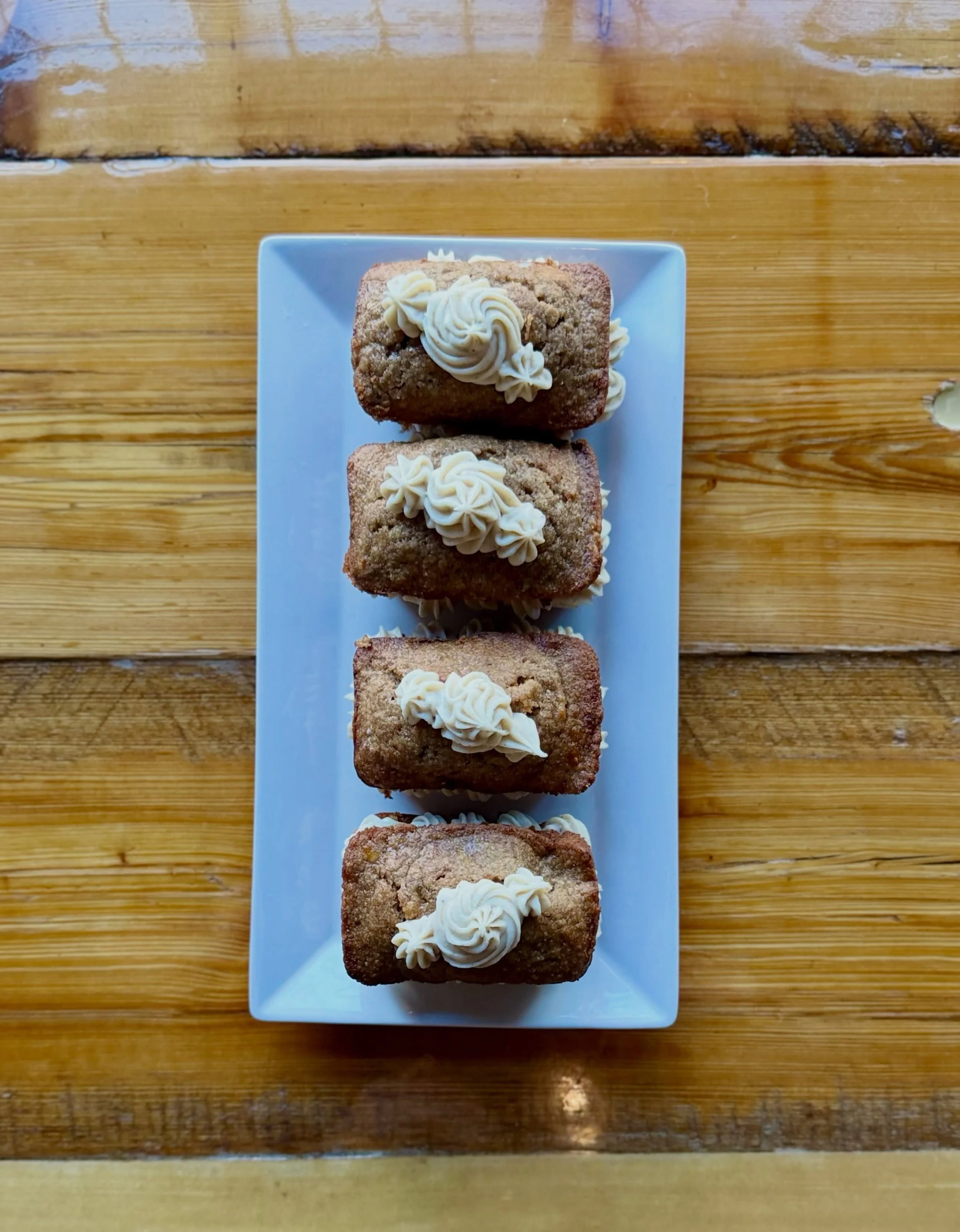 Our classic banana bread just got a fall glow-up. 🍌🍂

We took the banana bread you know and love and made it even cozier with brown butter cream cheese frosting. Rich, warm, and basically everything we want with our morning coffee this fall. ☕️

Th