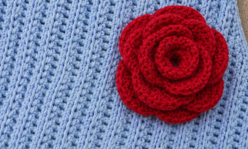blue top with rose4.png