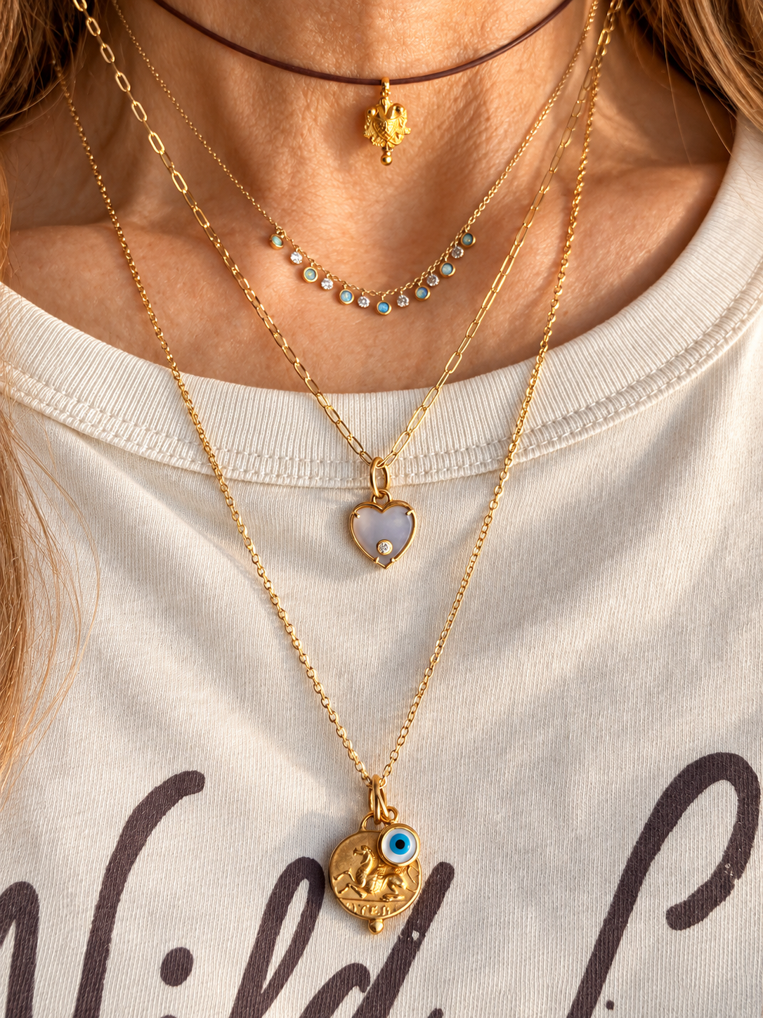 Purple jade heart diamond pendant wearing**.png