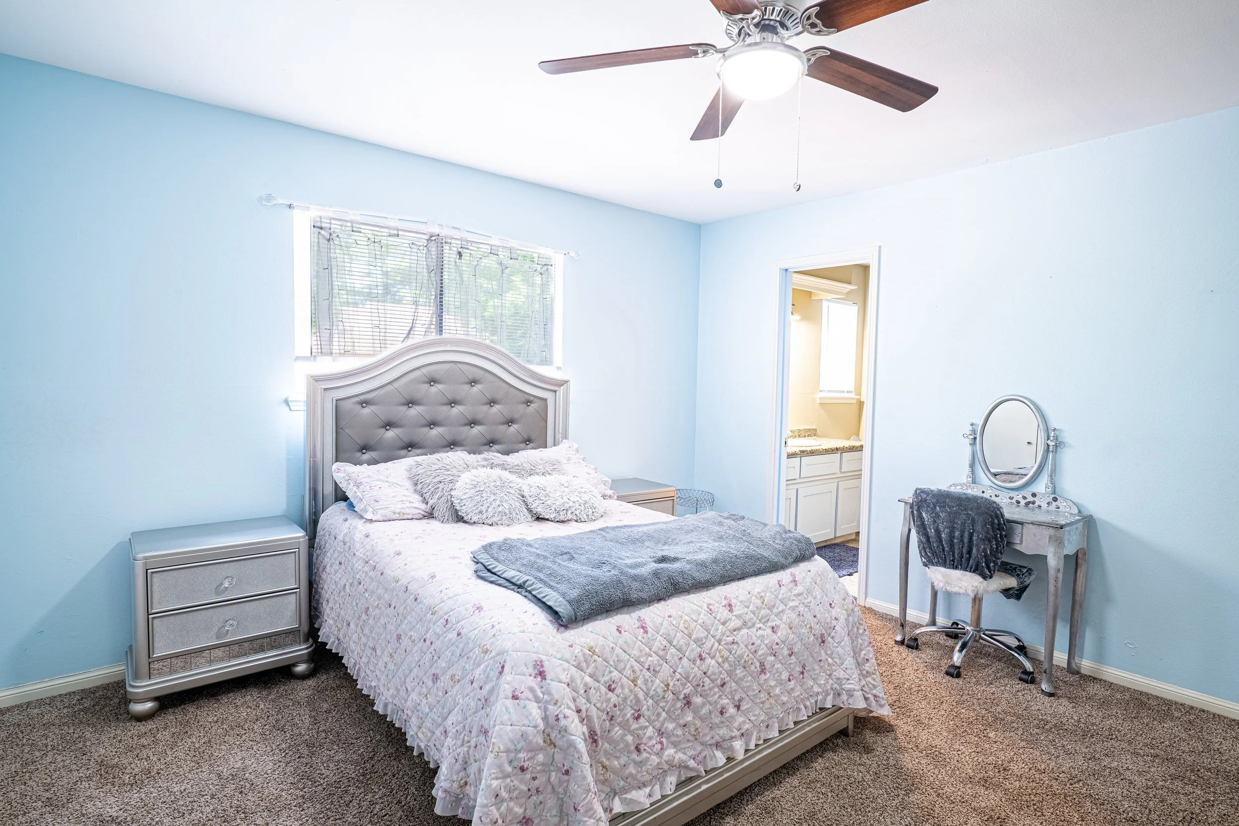2018 Anvil Bedroom Turquoise 2.jpg