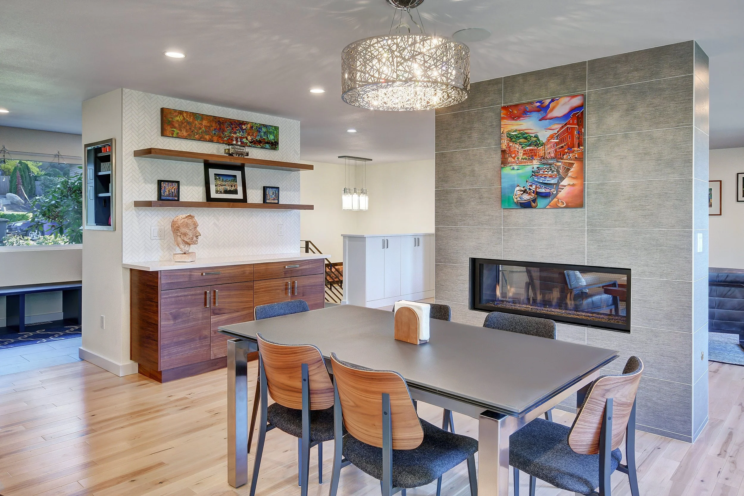 4 Bellevue Kitchen Photo.jpg