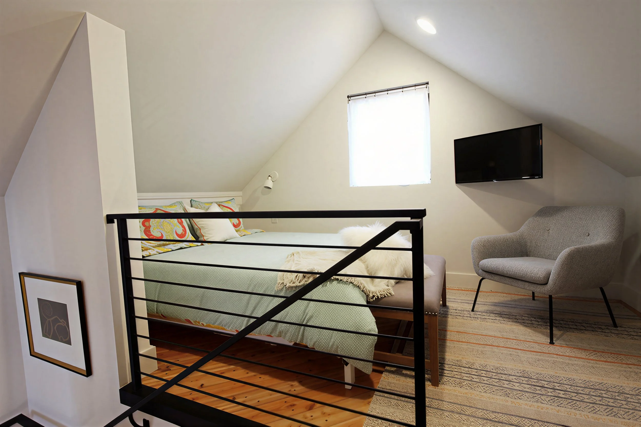 11N-Eastlake-Dadu-Bed-2-with-Chair.jpg