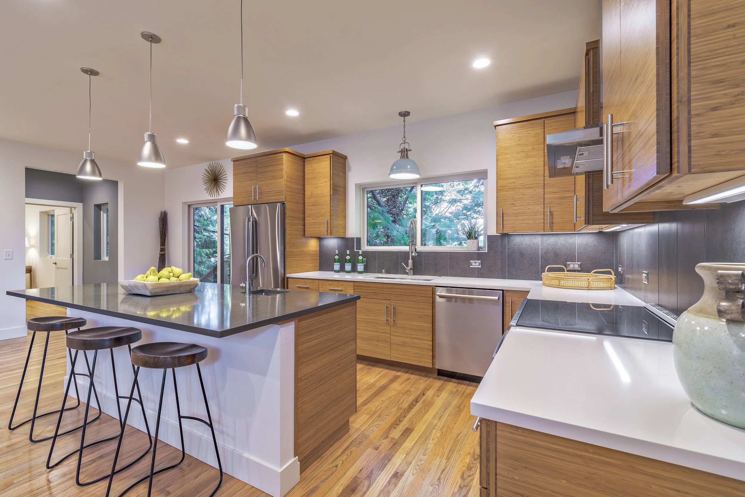 6 High Point House Kitchen.jpg