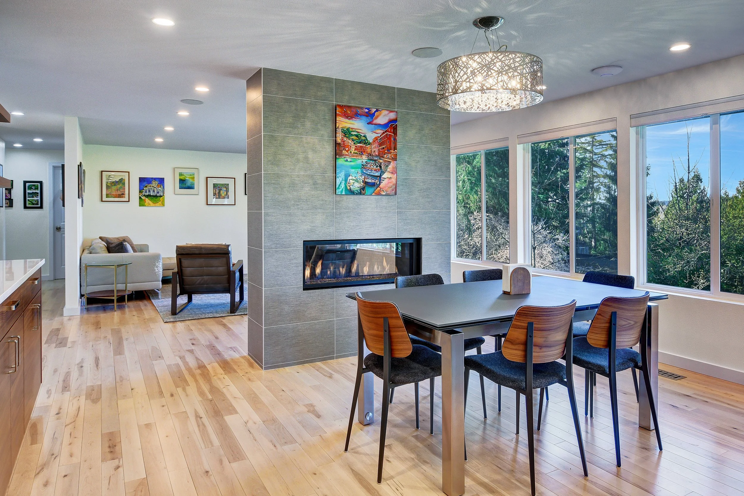 5 Bellevue Kitchen Photo.jpg