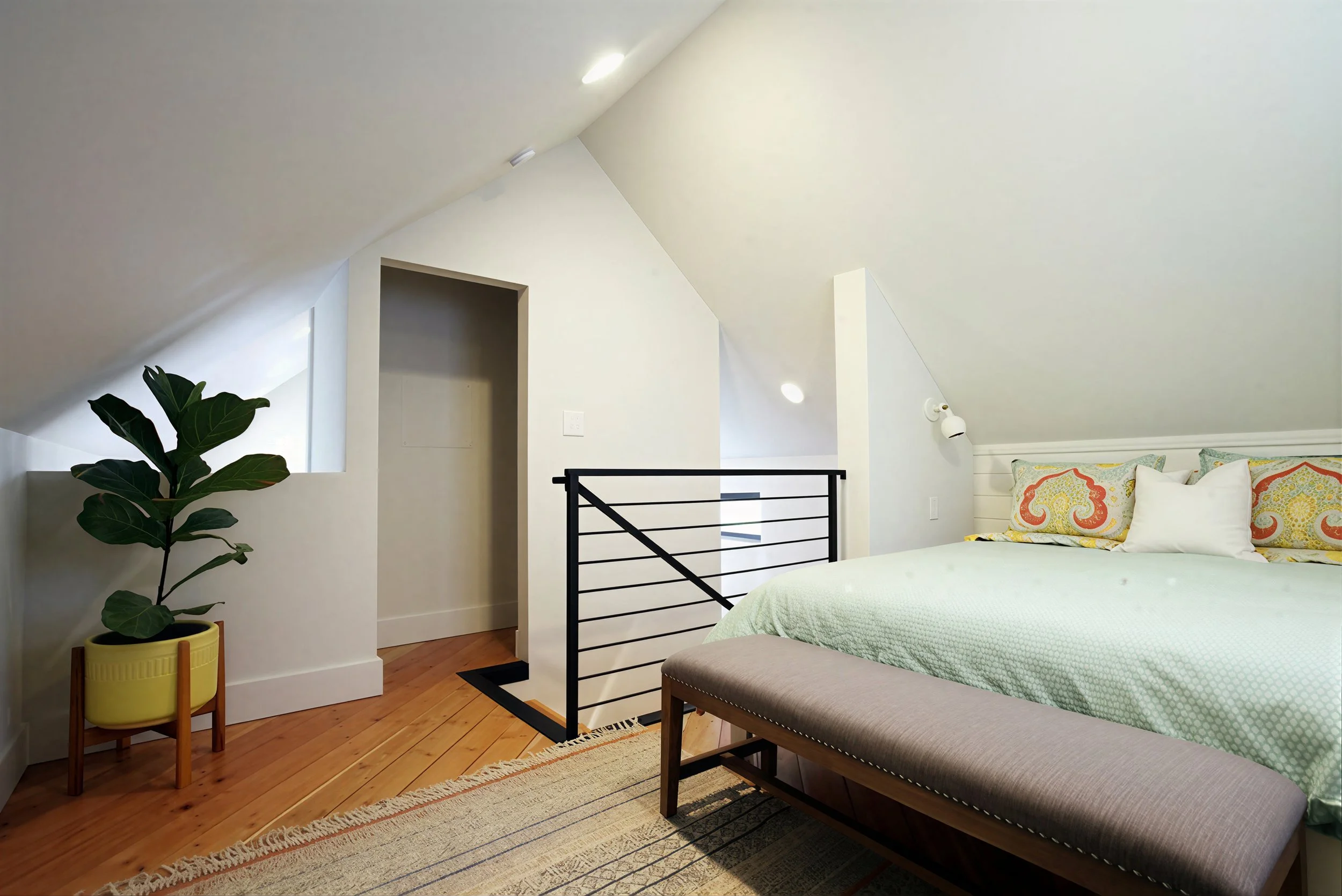 10N-Eastlake-Dadu-Bed-2.jpg