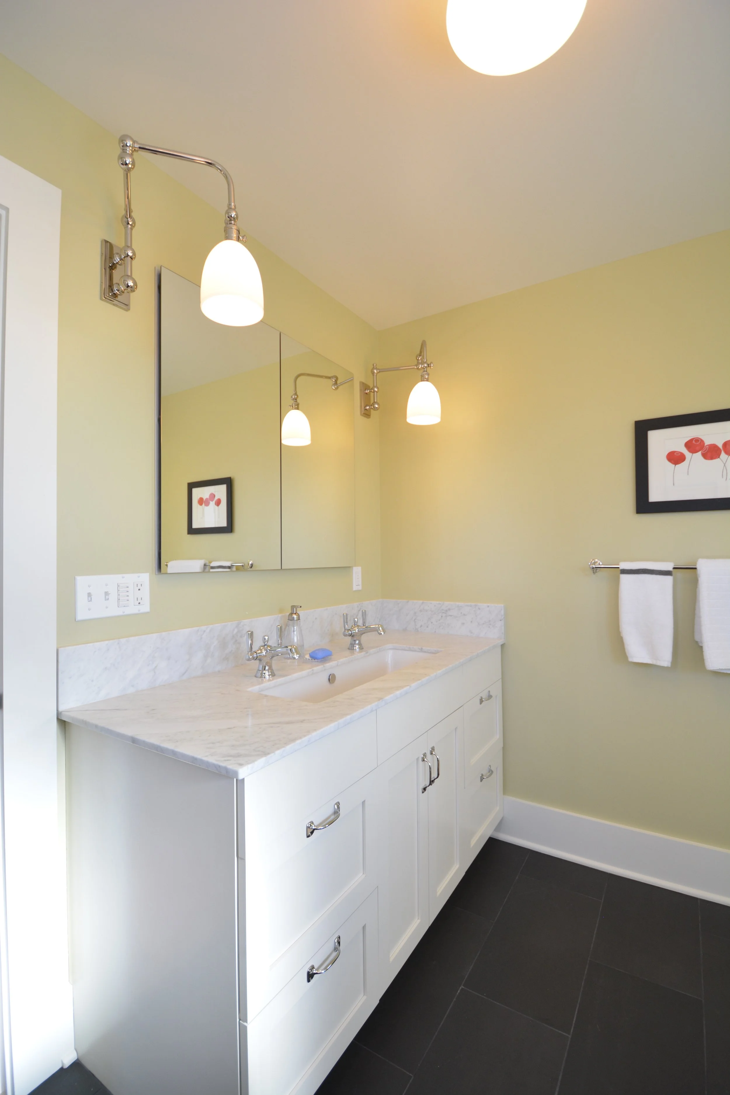 9 Ballard 2nd Story Bath 2 view 2.jpg