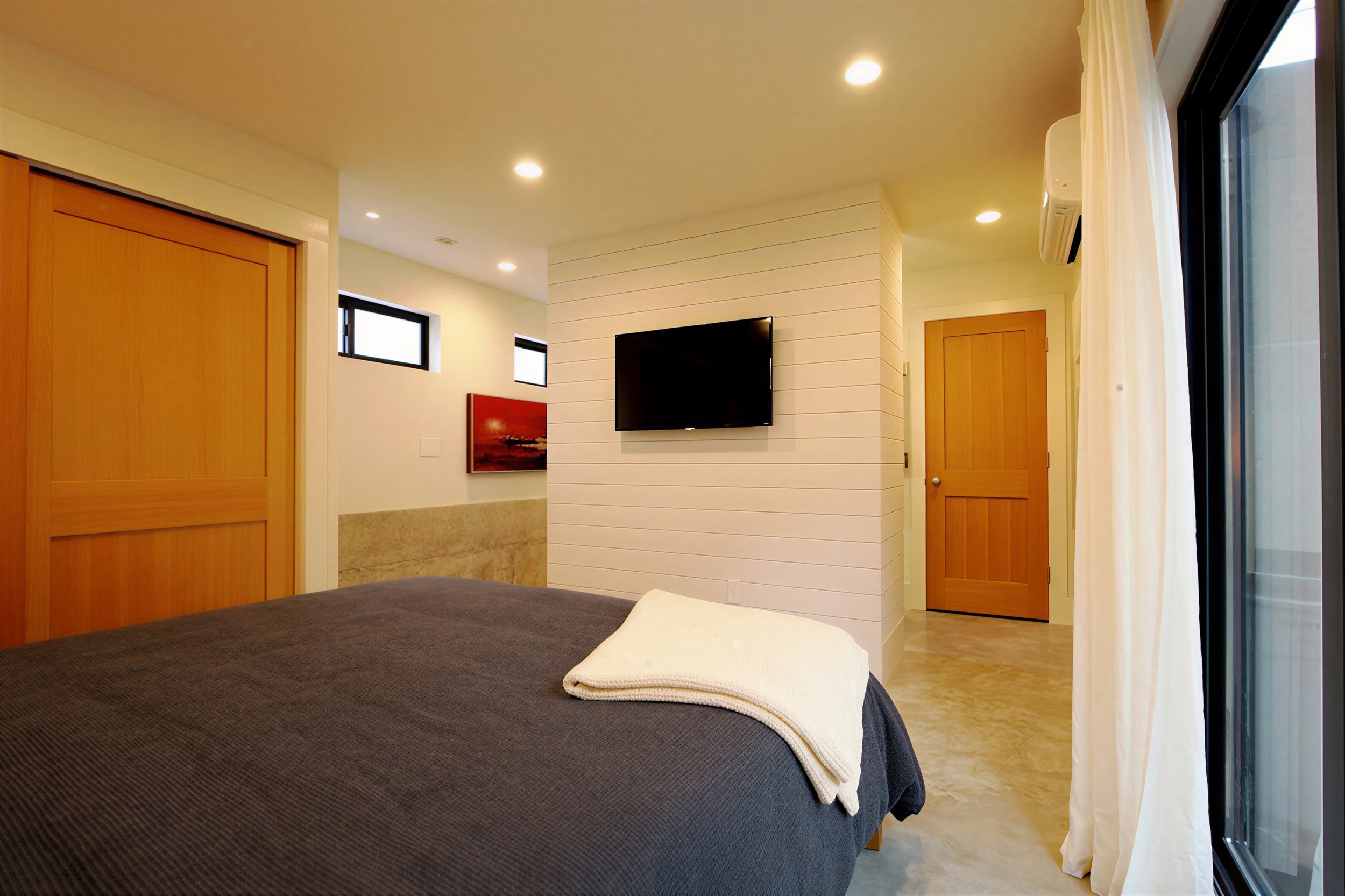 7N-Eastlake-Dadu-Bedroom-1.jpg