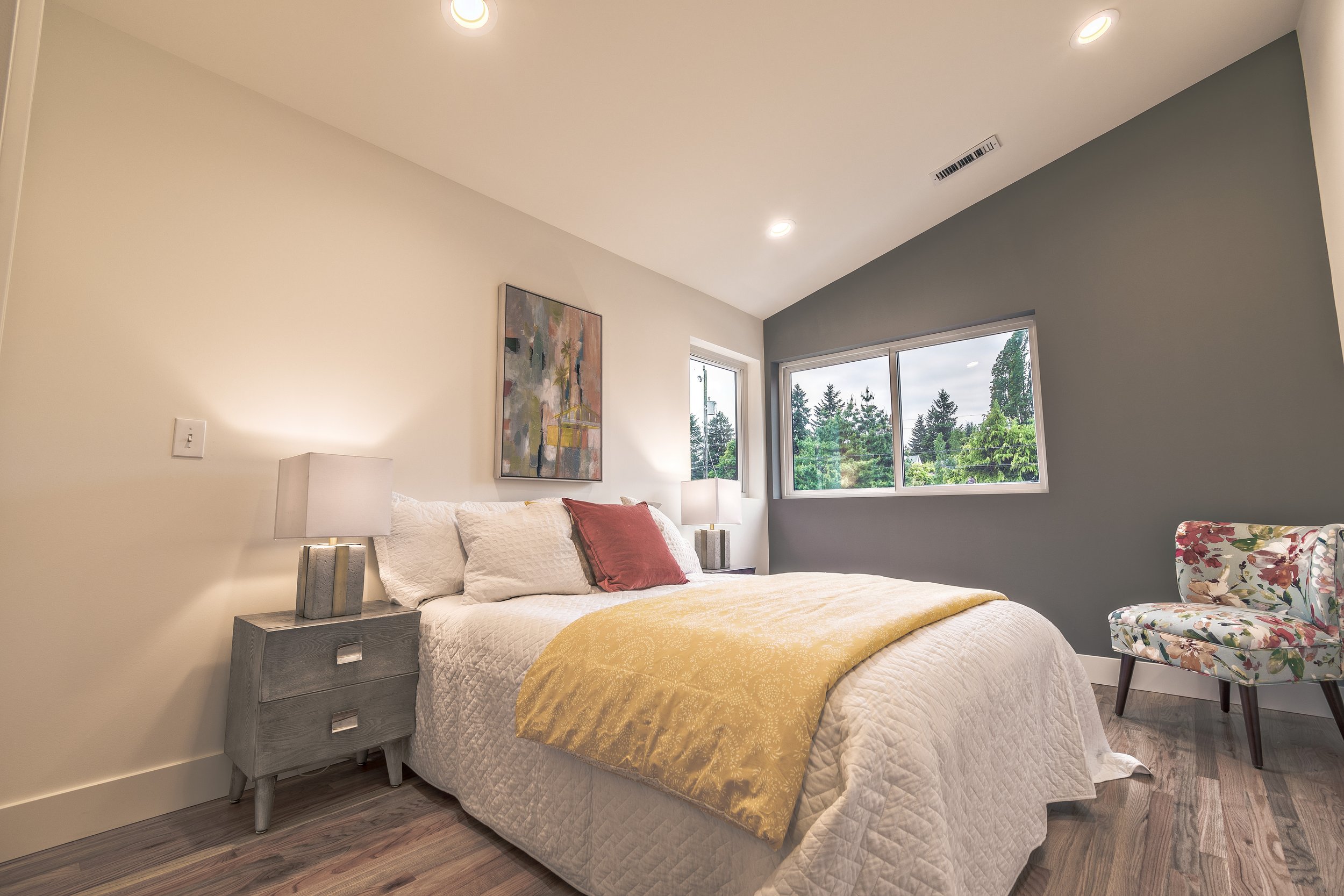 9 High Point House Bedroom.jpg