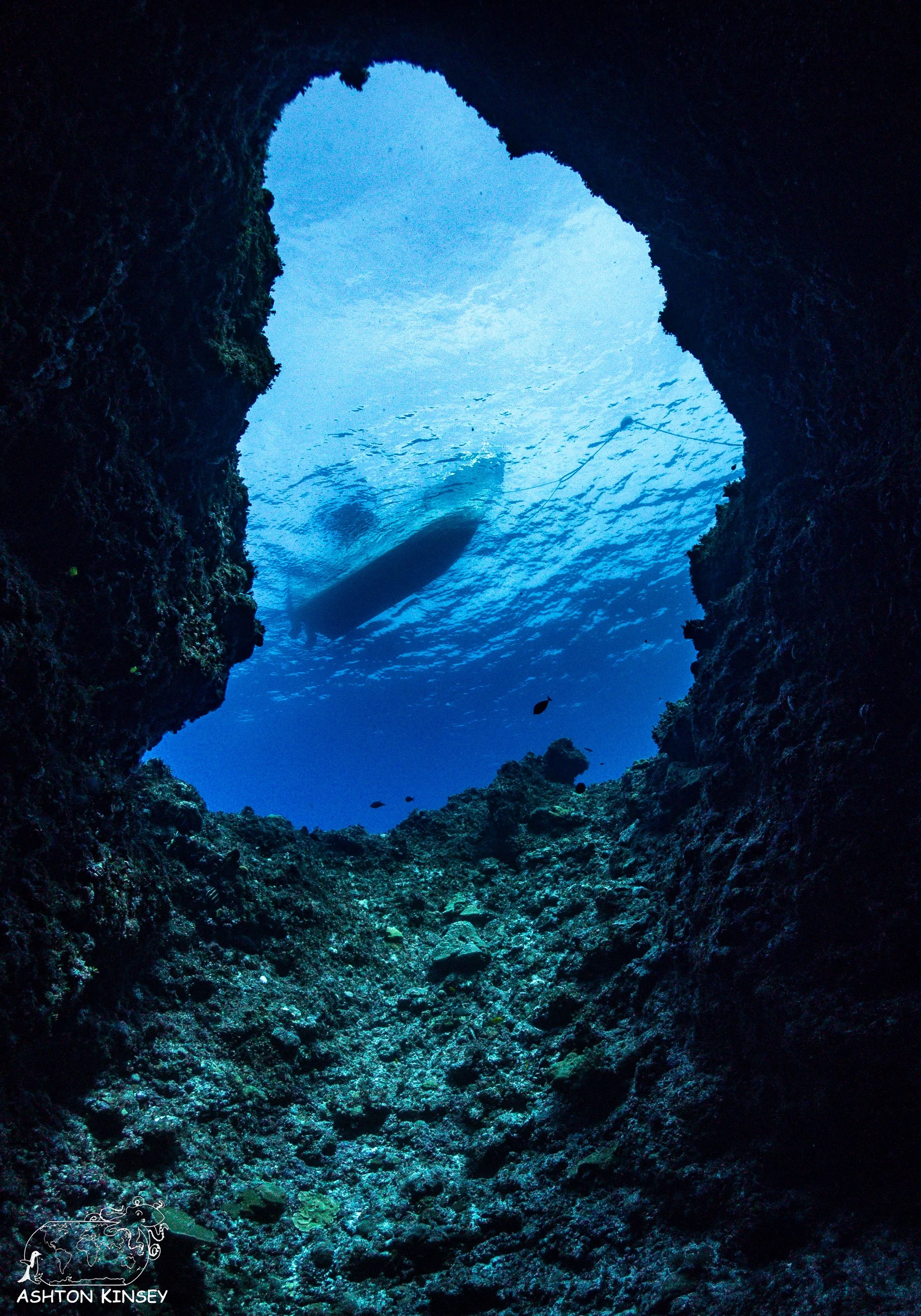 Tinnian Grotto-5.jpg