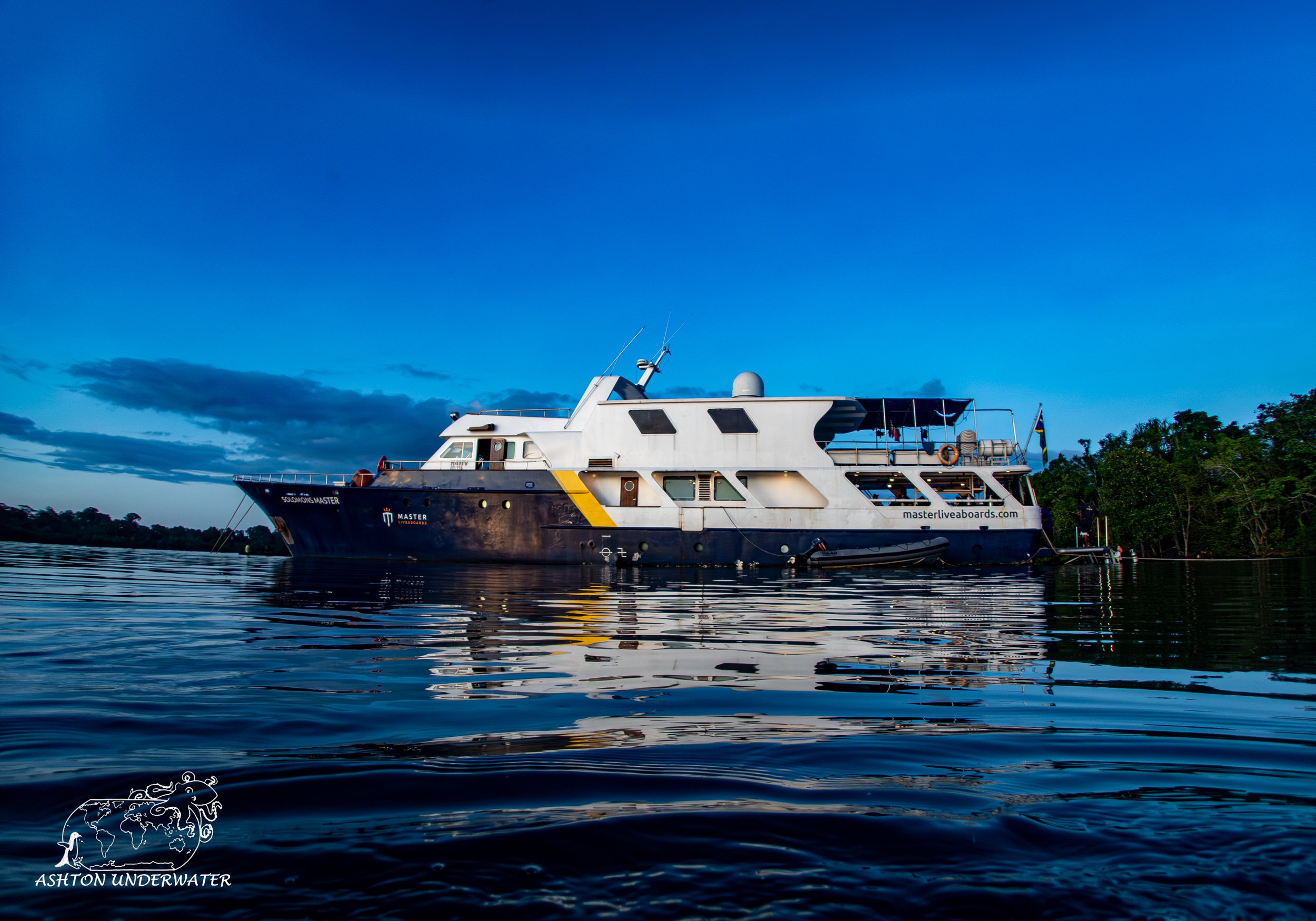 White Beach-24.jpg