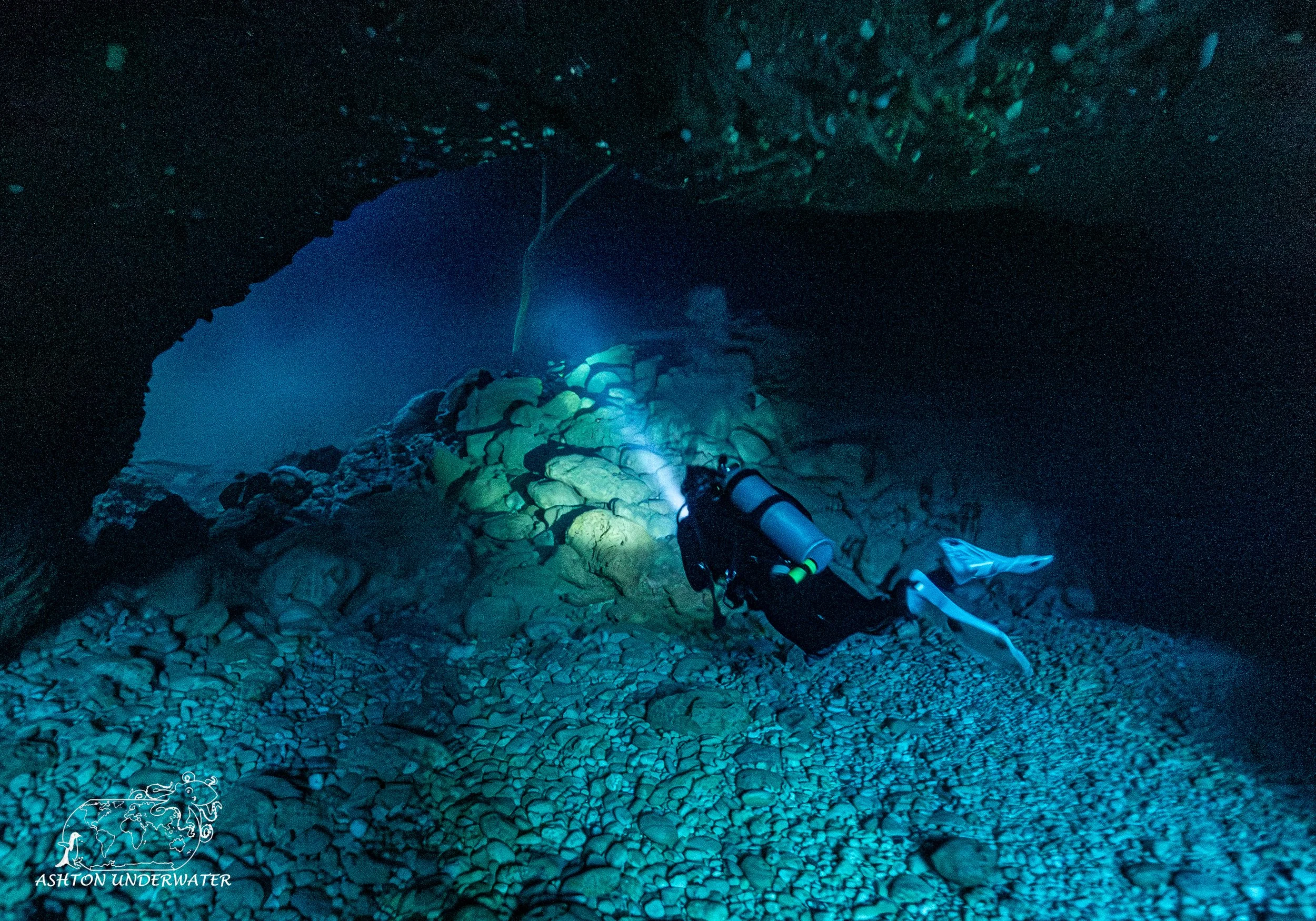 Custom Cave-8.jpg
