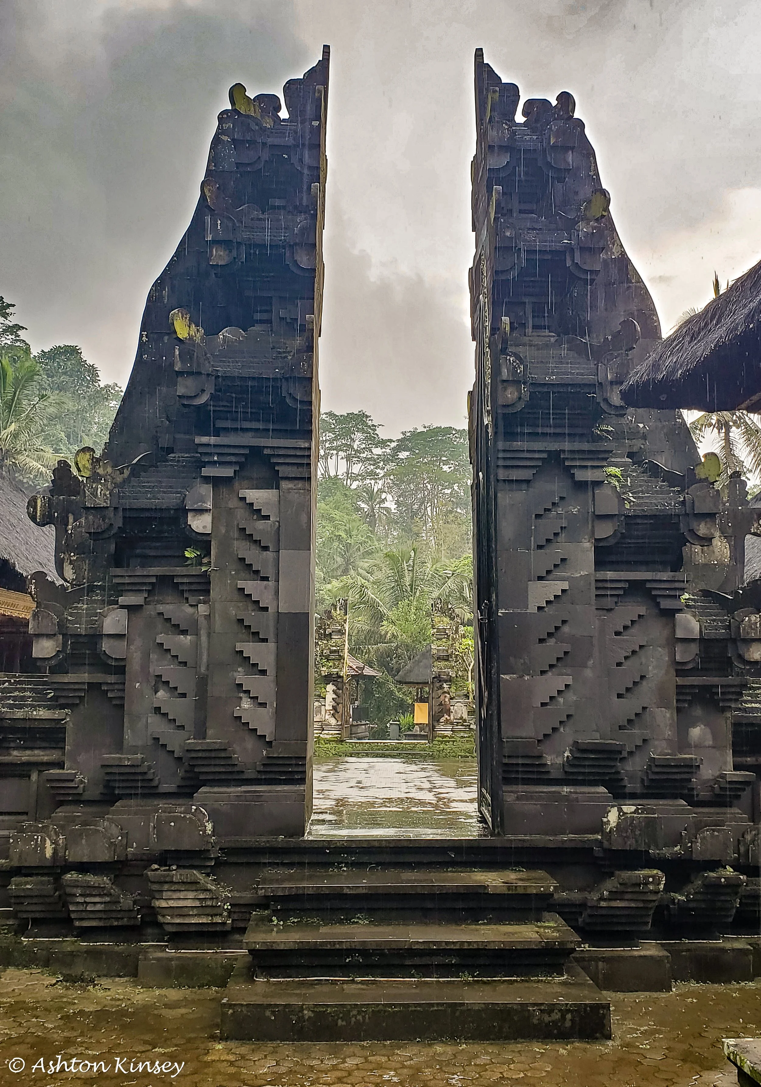 Tuman Ayun Temple-27.jpg