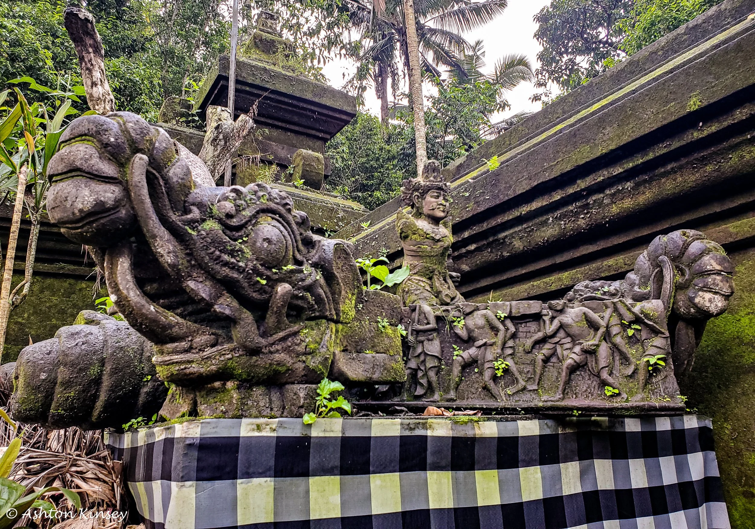 Pura Tirta Empul -5.jpg