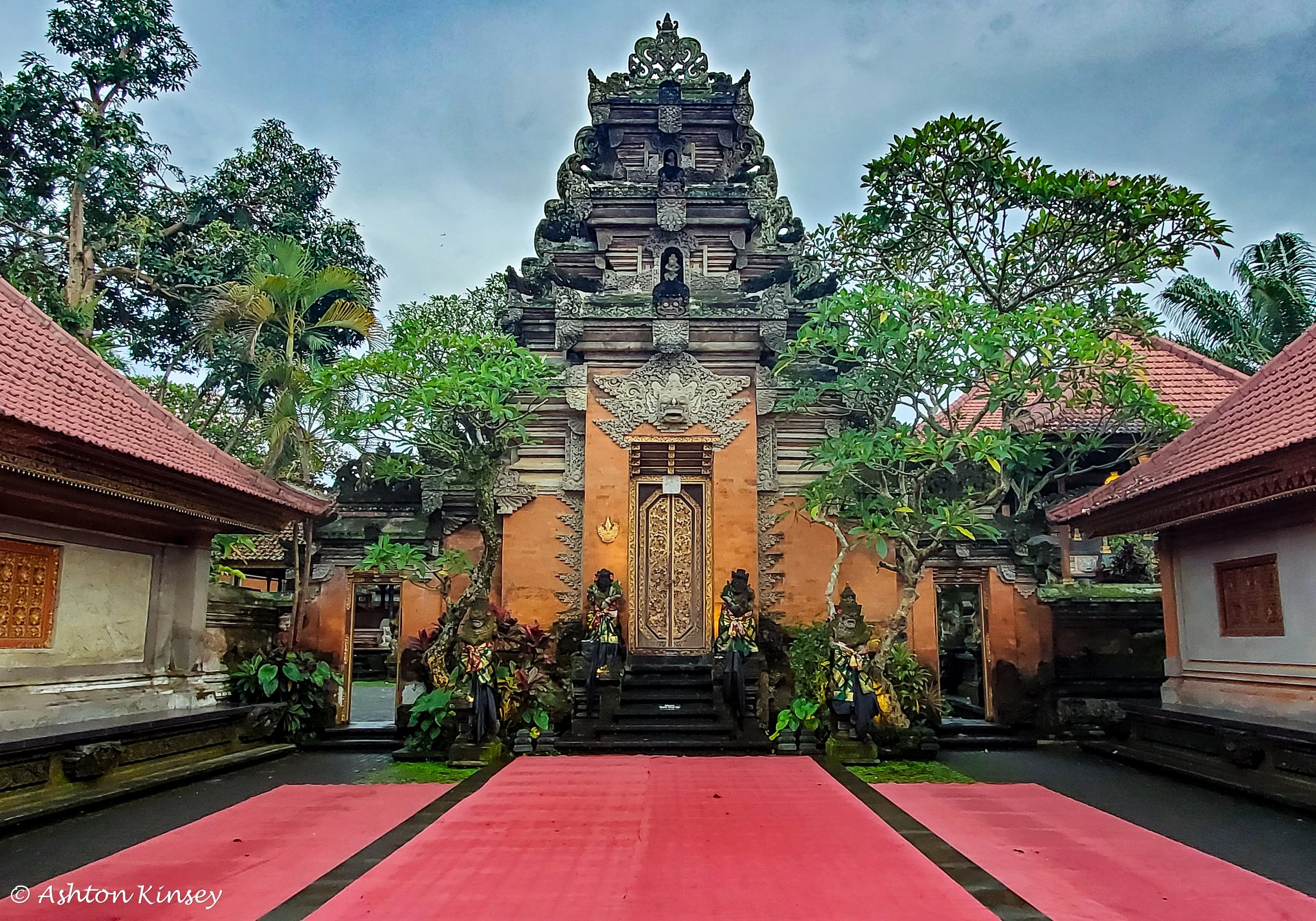 Puri Saren Agung-2.jpg