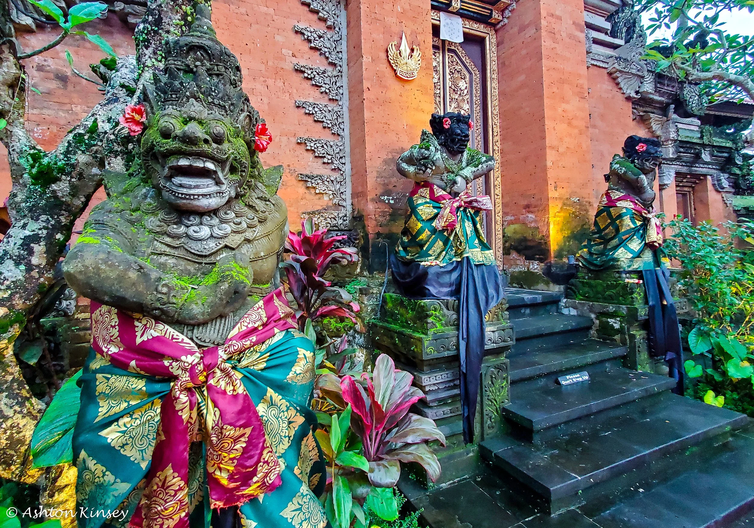 Puri Saren Agung-4.jpg