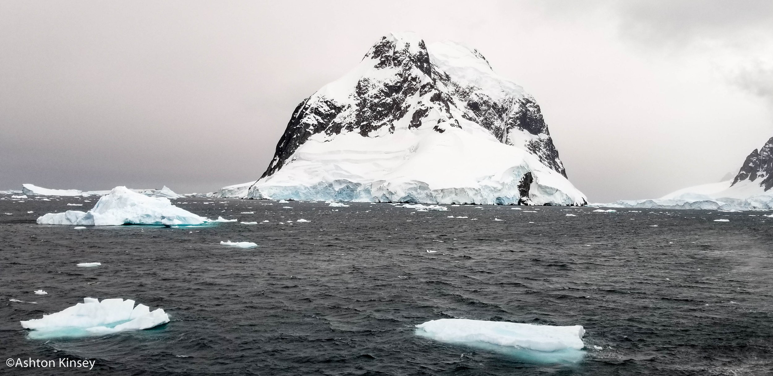 Petermann Island-2.jpg
