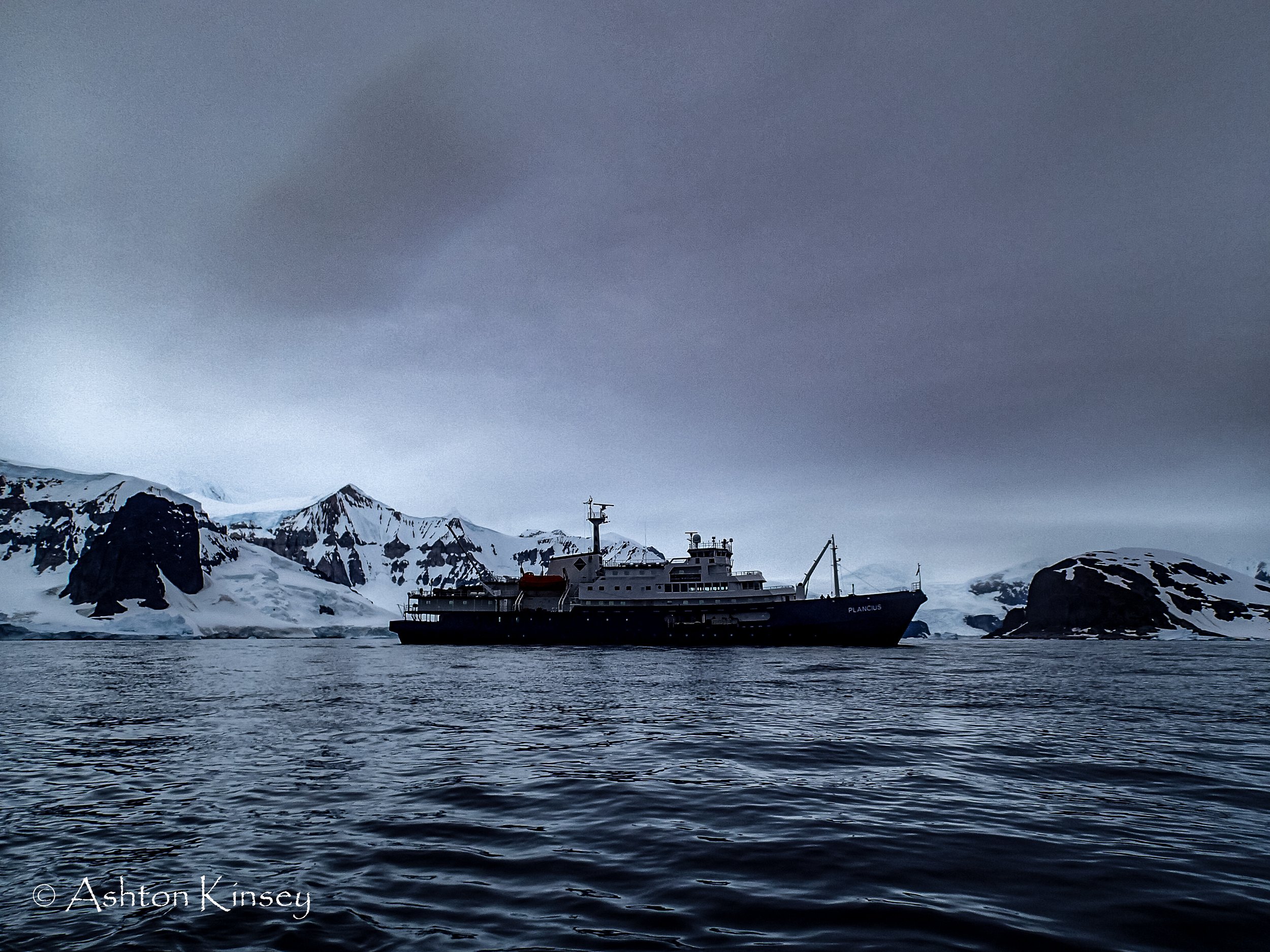 Antartica Dive 1-5.jpg