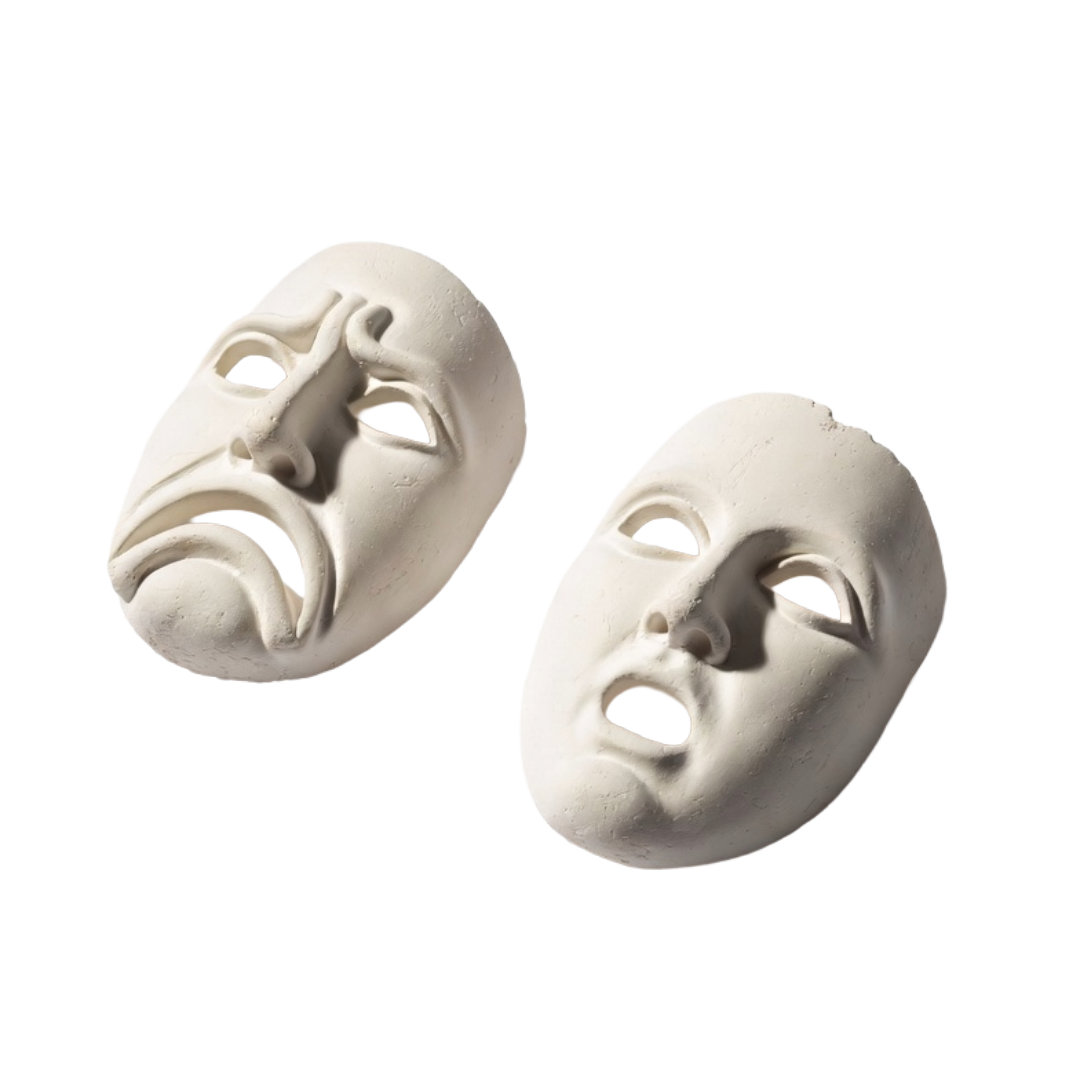 Máscaras de teatro brancas com expressões faciais de tristeza e surpresa.