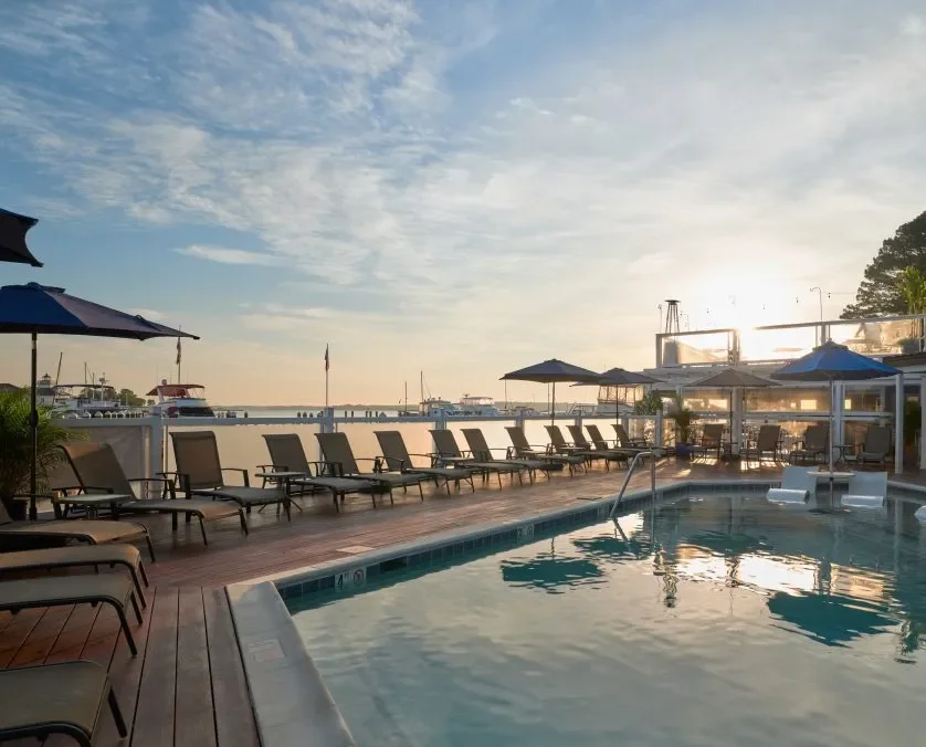 seasonal-pool-838x676.webp