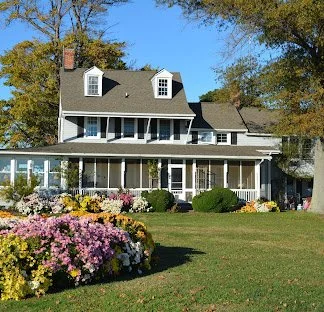 Black Walnut Point Inn