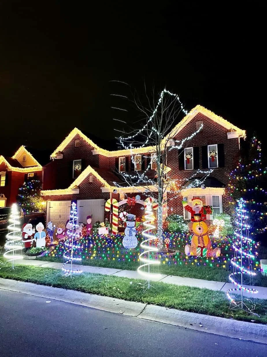 christmas-lights.jpg