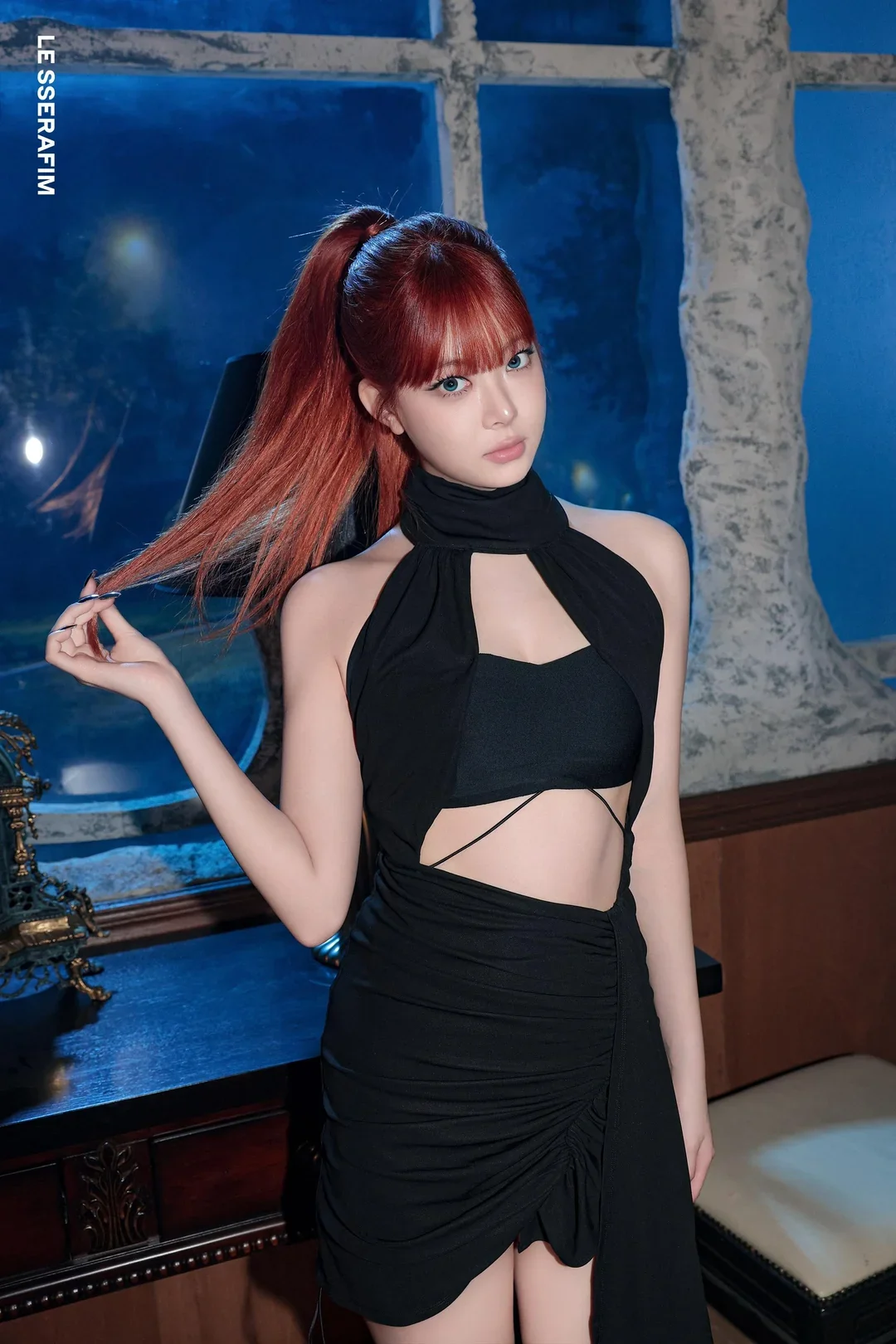 260424-le-sserafim-celebration-photo-sketch-hong-eunchae-v0-m3l3wqr005xg1.jpg.webp