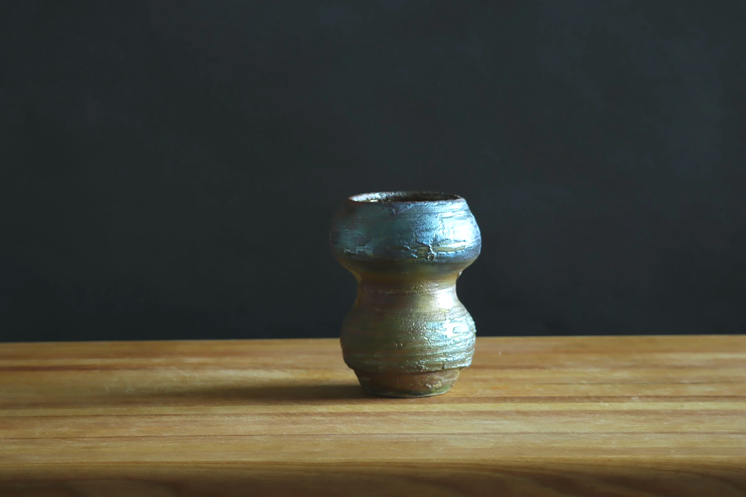 1009+Vase+Pear+Shaped+Woman+Artwork+01.png
