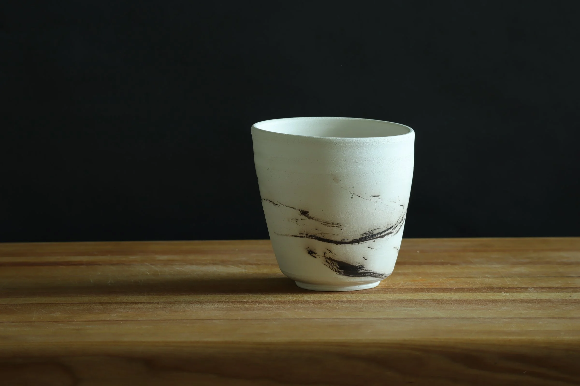 1014 Vase Horsehair Burnt